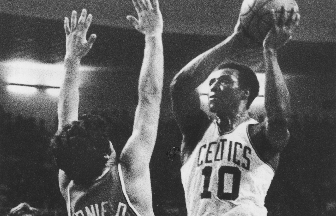 Himmelsbach: How Jayson Tatum's grandmother forged a lifelong bond with  Celtics great Jo Jo White - The Boston Globe : r/bostonceltics