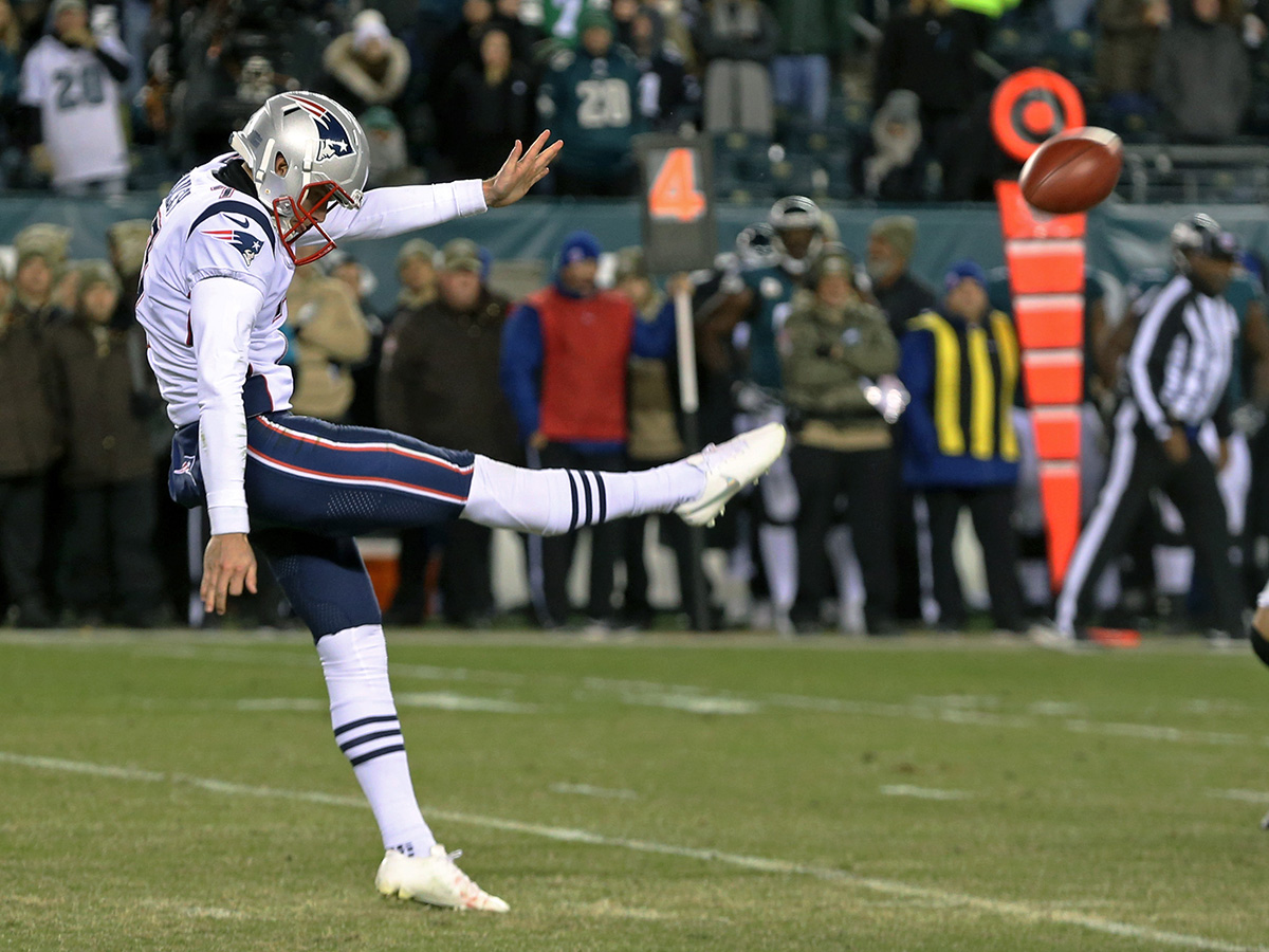 Jake Bailey punts one away against the Eagles in 2019.