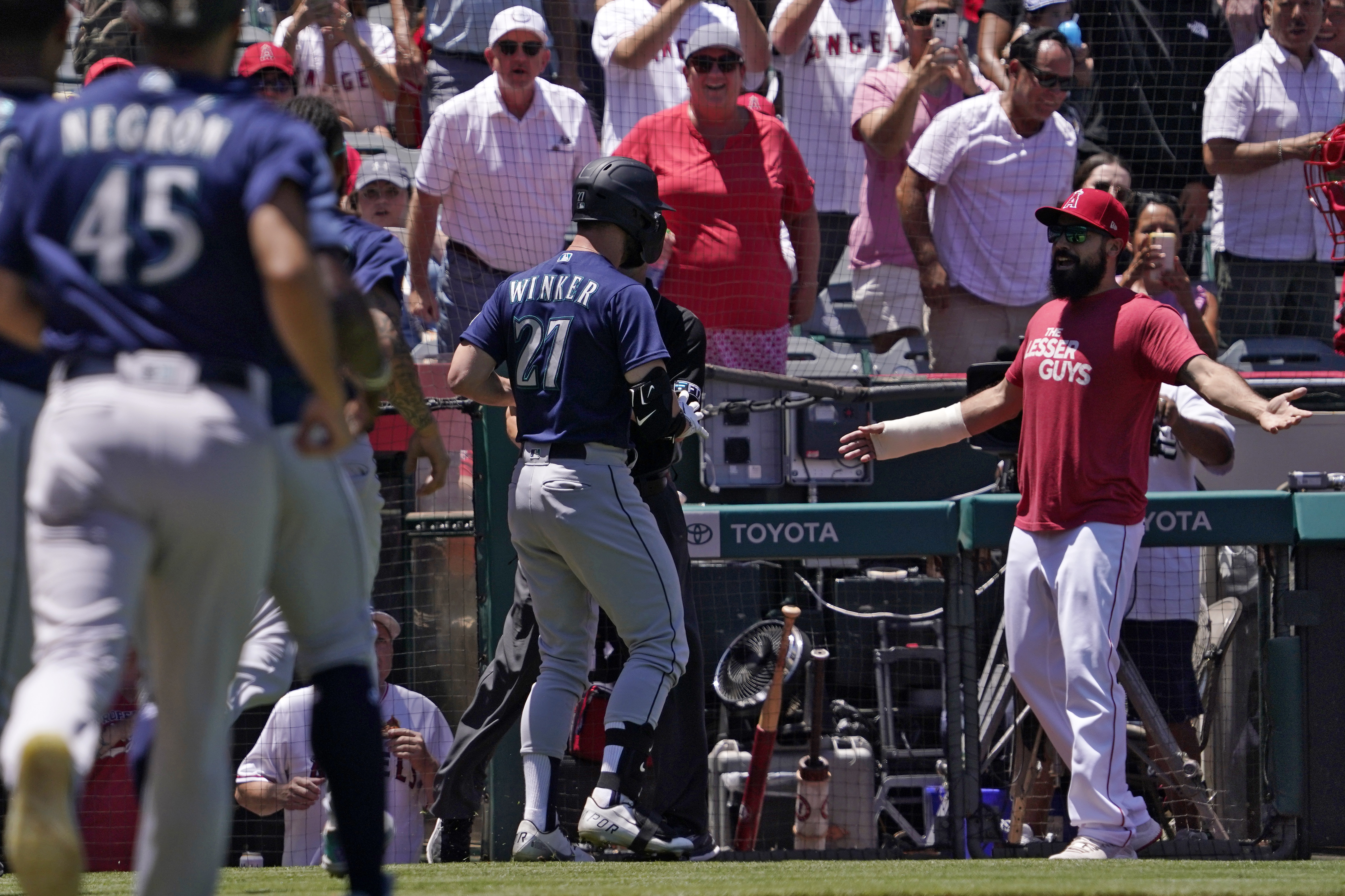 Rengifo homers, drives in 4 as Angels sweep Cardinals 11-7