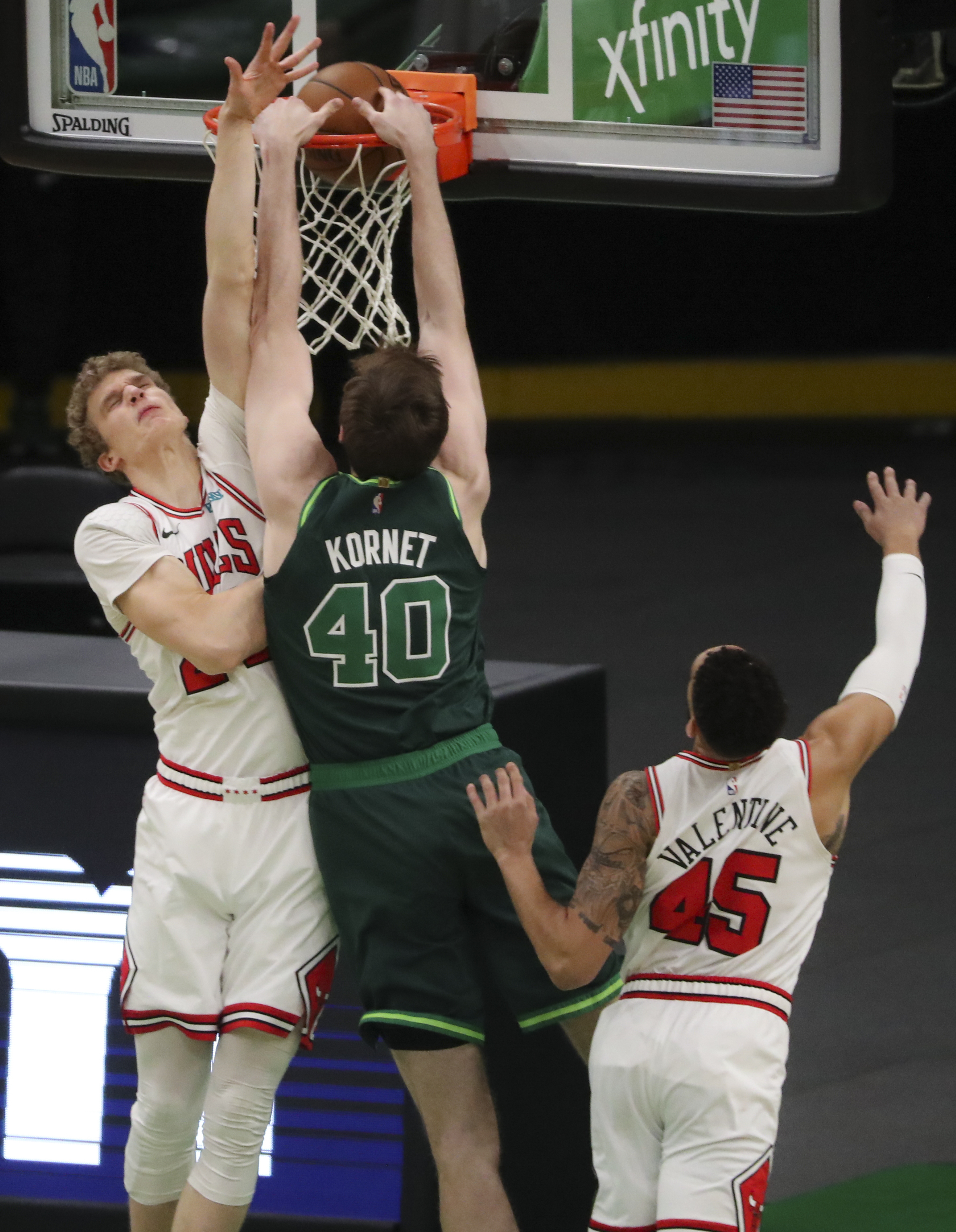 Center Luke Kornet played 10 minutes in Friday's loss, adding 4 points and two rebounds.