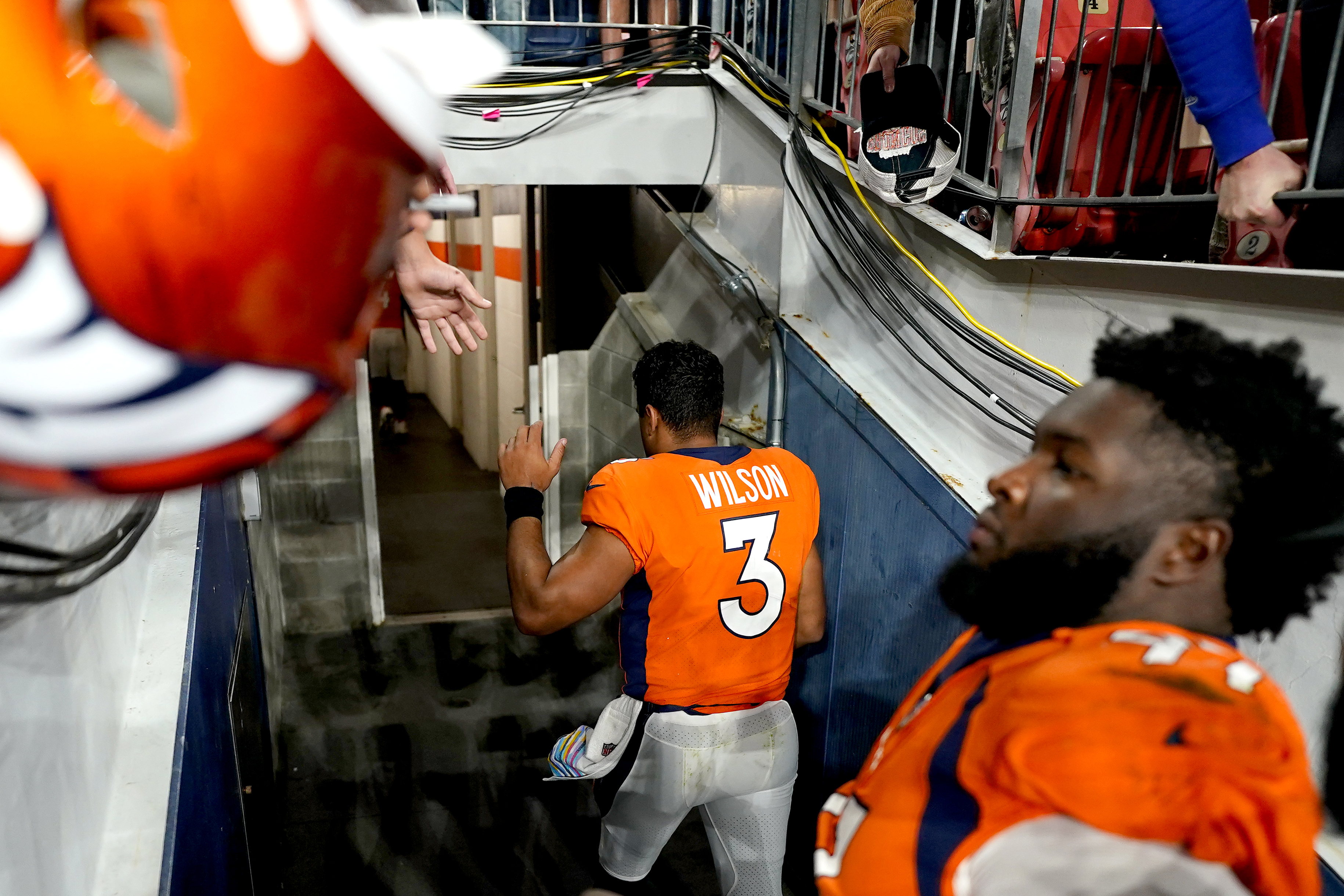 Broncos QB Russell Wilson underwent right knee surgery following
