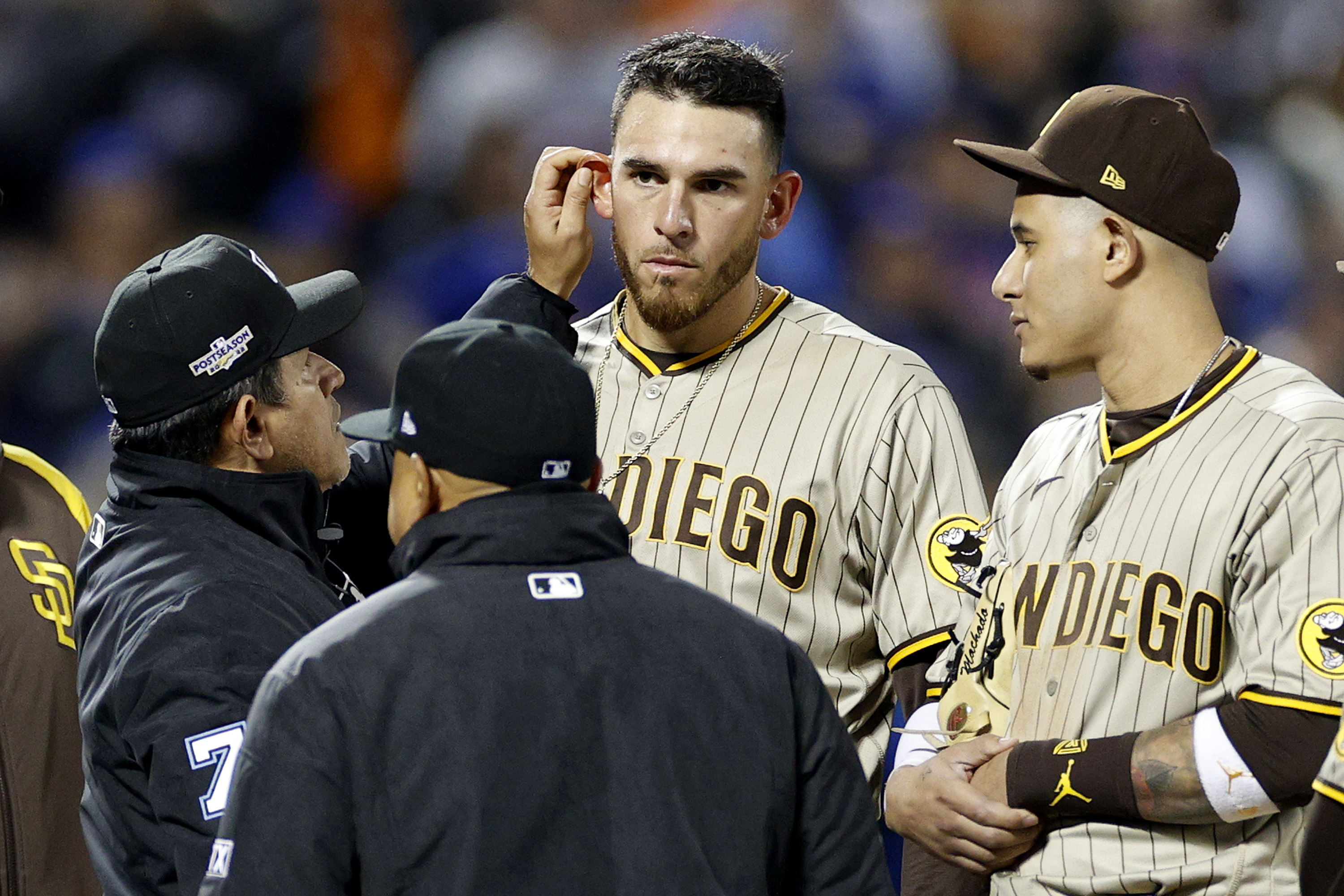 Padres scratch Joe Musgrove from start with lingering right