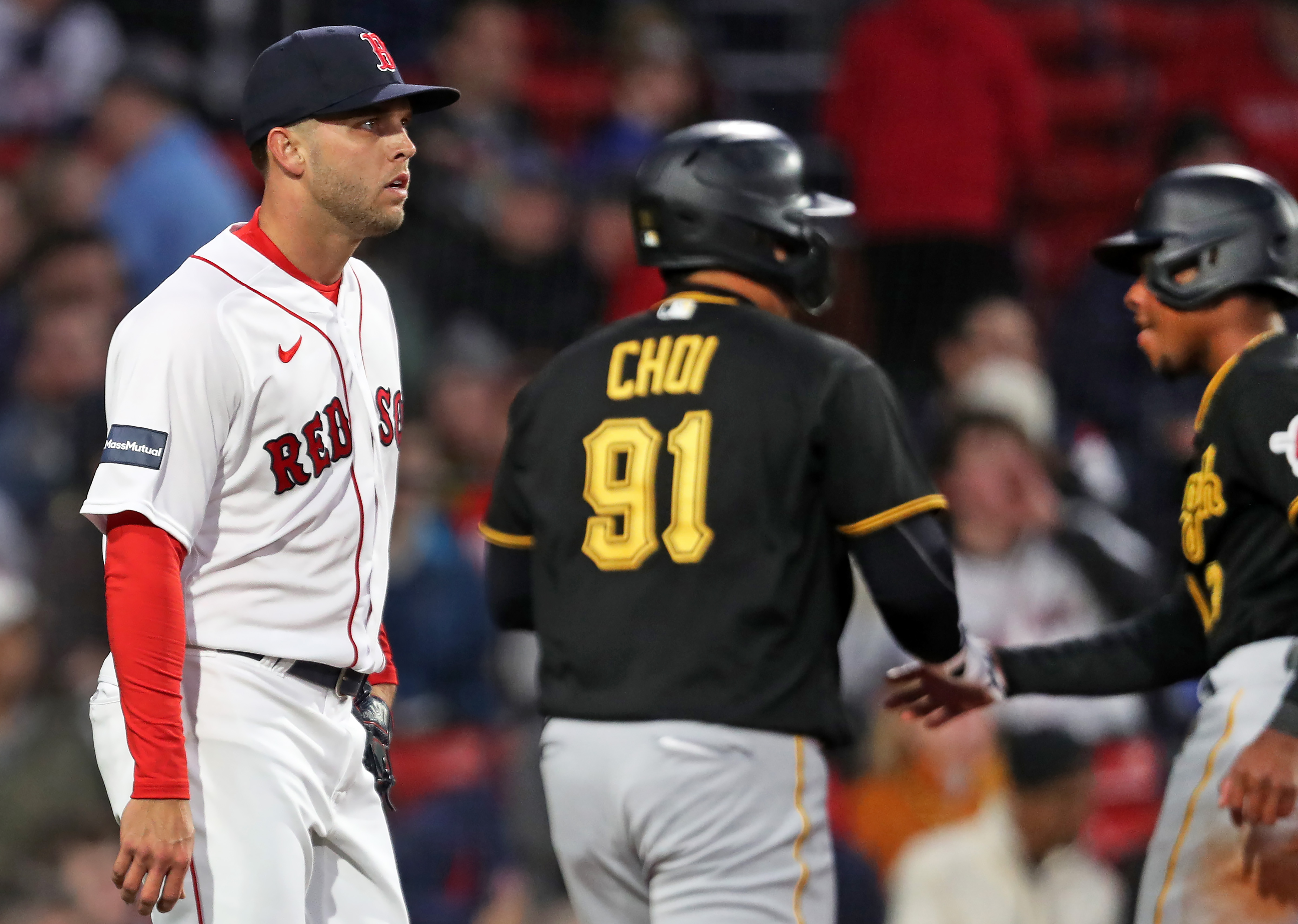Red Sox pitching again can't keep the ball in the yard, bats can't make up  the difference in a loss to the Pirates - The Boston Globe
