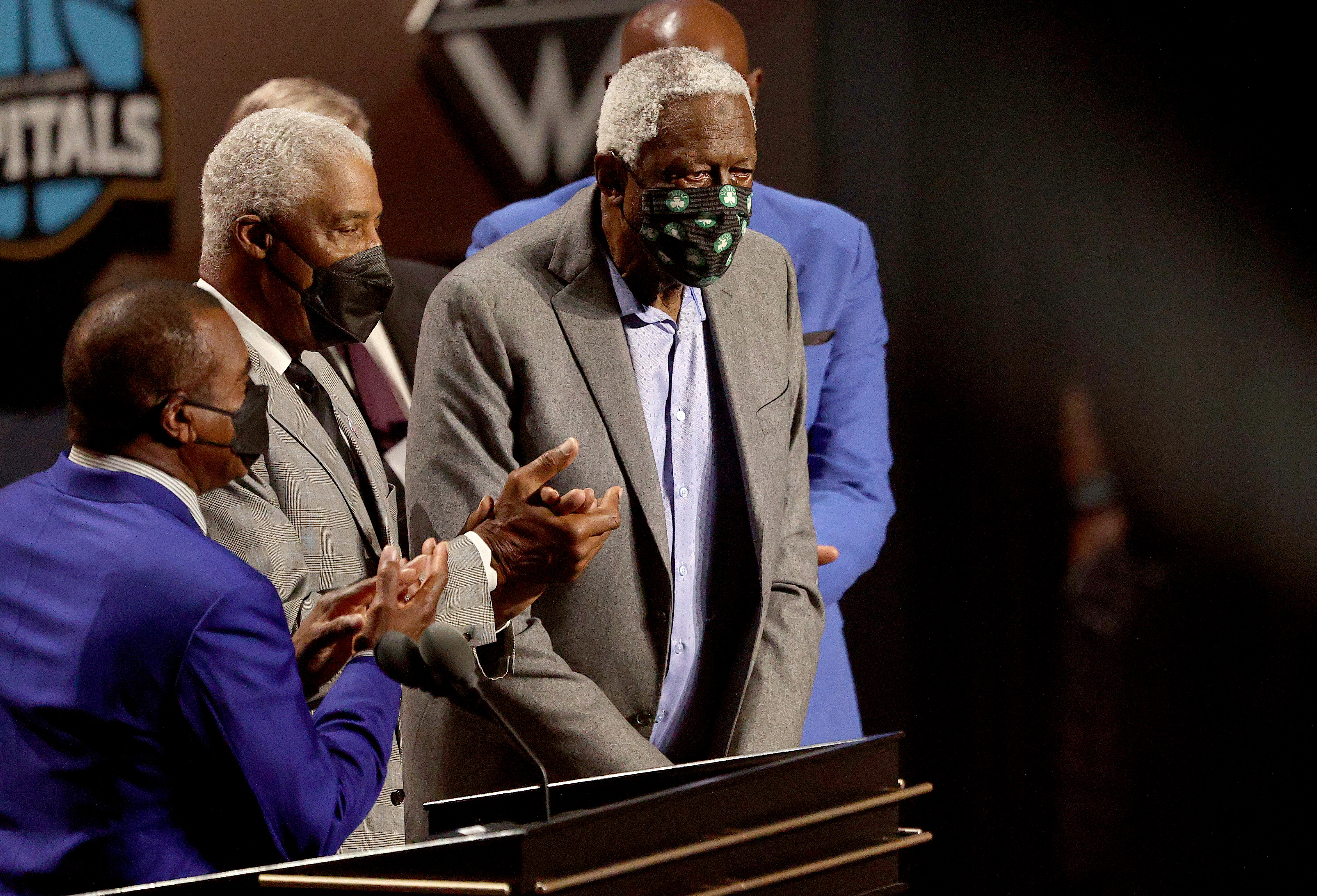 Celtics legend Bill Russell receives second induction into Basketball Hall  of Fame, as coach this time - The Boston Globe