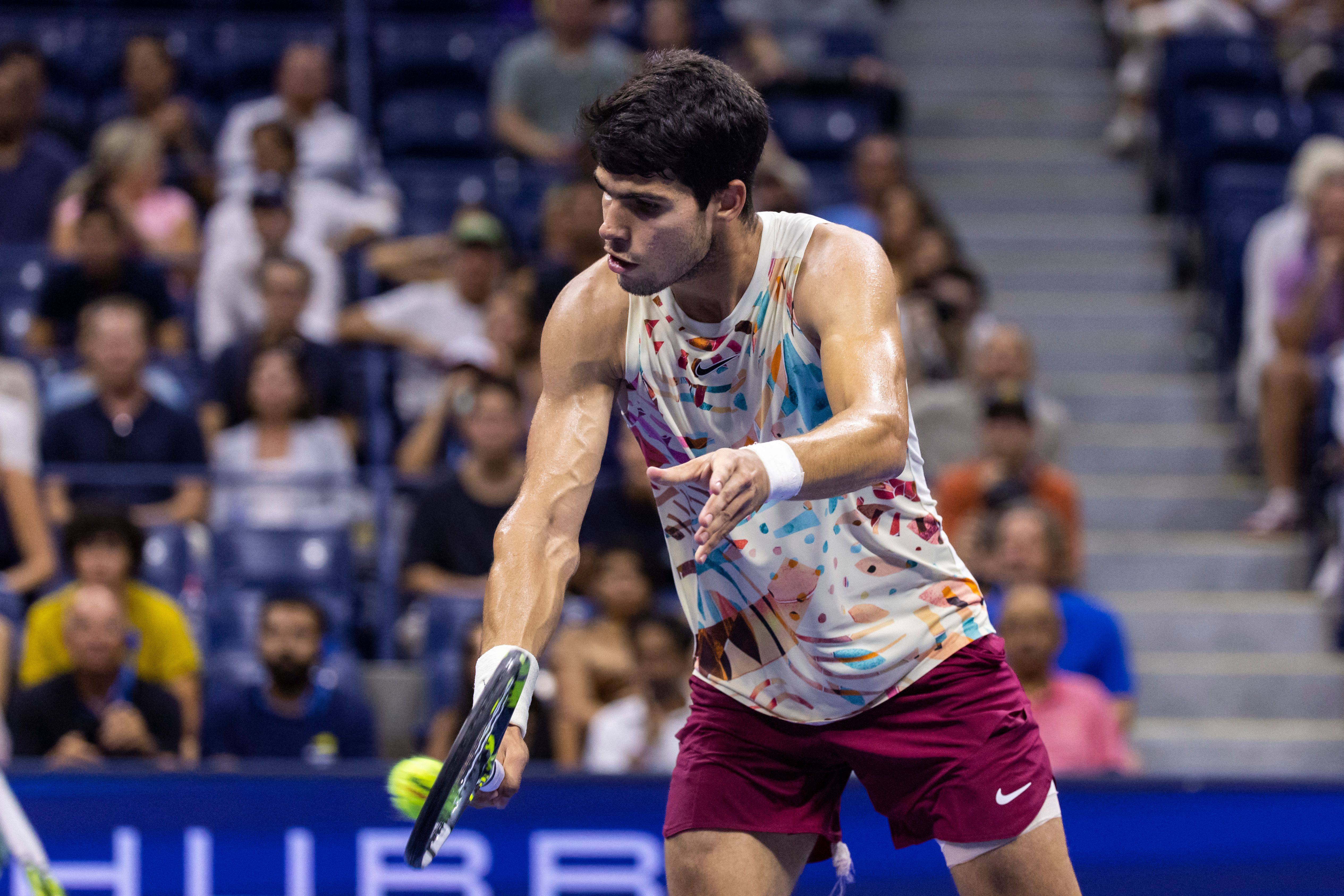 Carlos Alcaraz ousts Alexander Zverev to return to US Open mens semifinals 