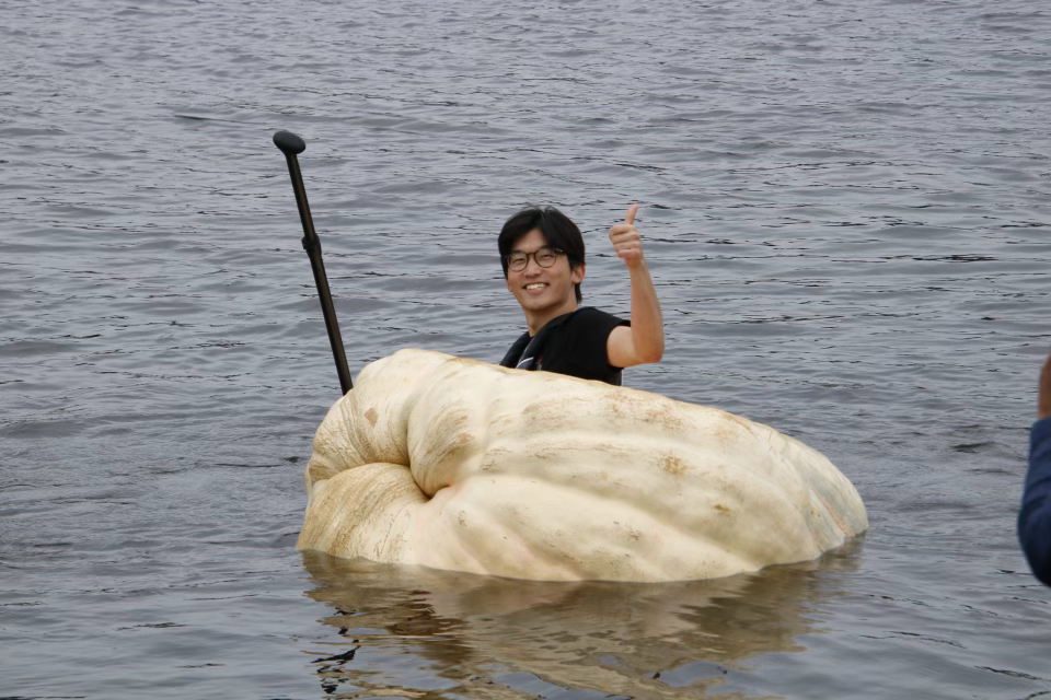 Q+A: What it's like to row a giant pumpkin across the Charles River - The  Boston Globe