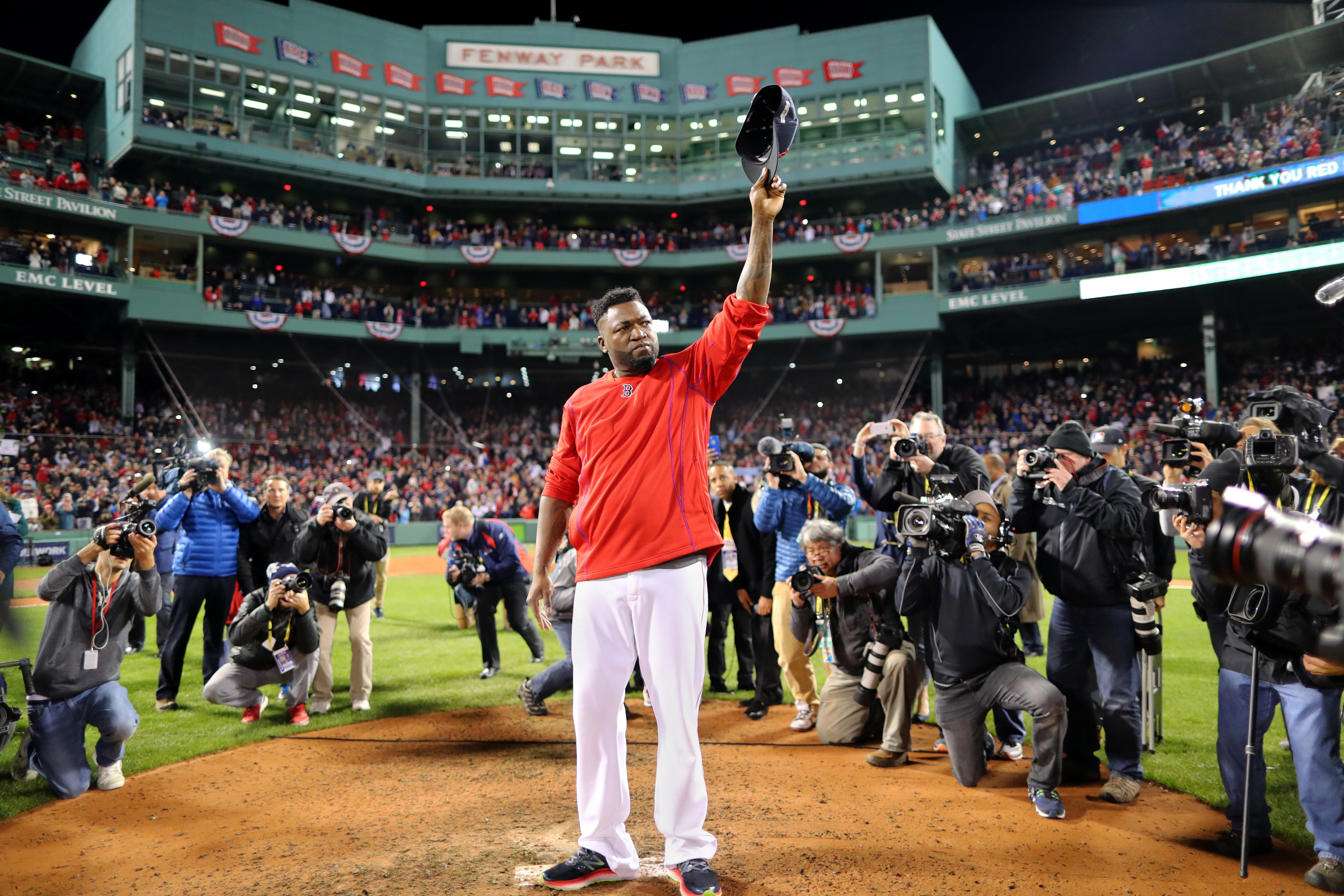 Ortiz salutes the fans one last time at Fenway Park after the Indians knocked the Red Sox out of the playoffs.
