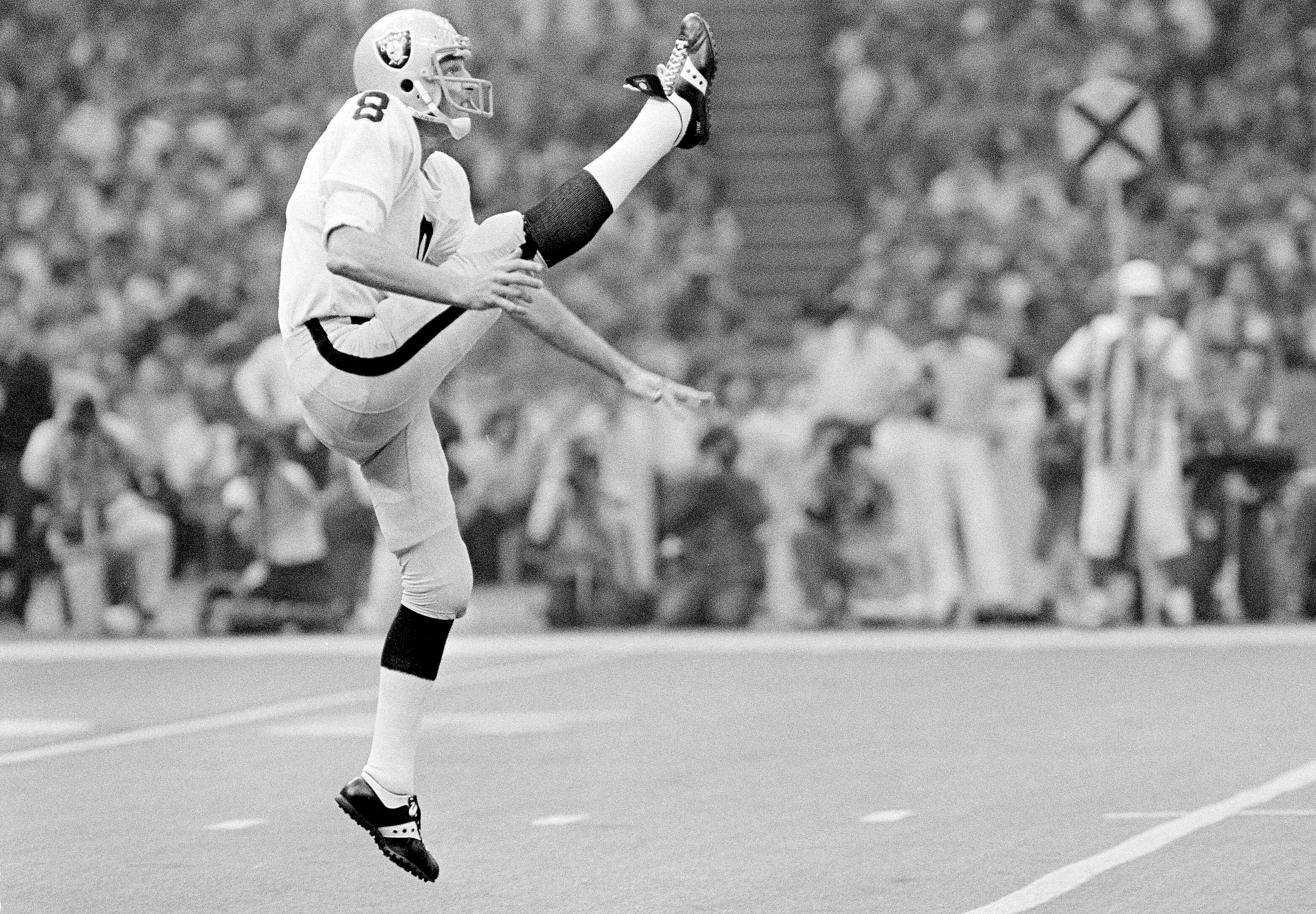 Raiders punting great Ray Guy nervously awaits Hall of Fame vote