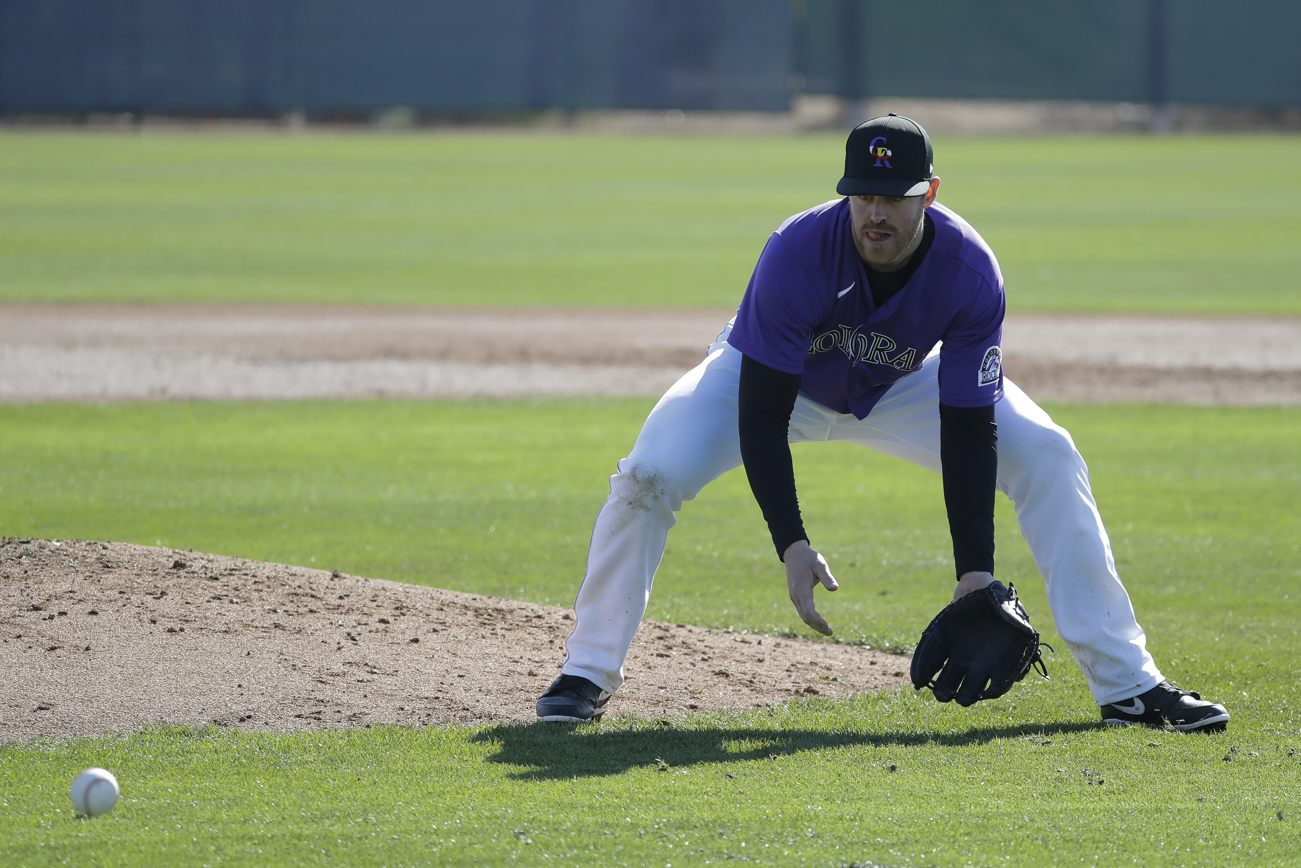 Rockies closer Wade Davis goes on IL; Jairo Diaz called up from Triple-A