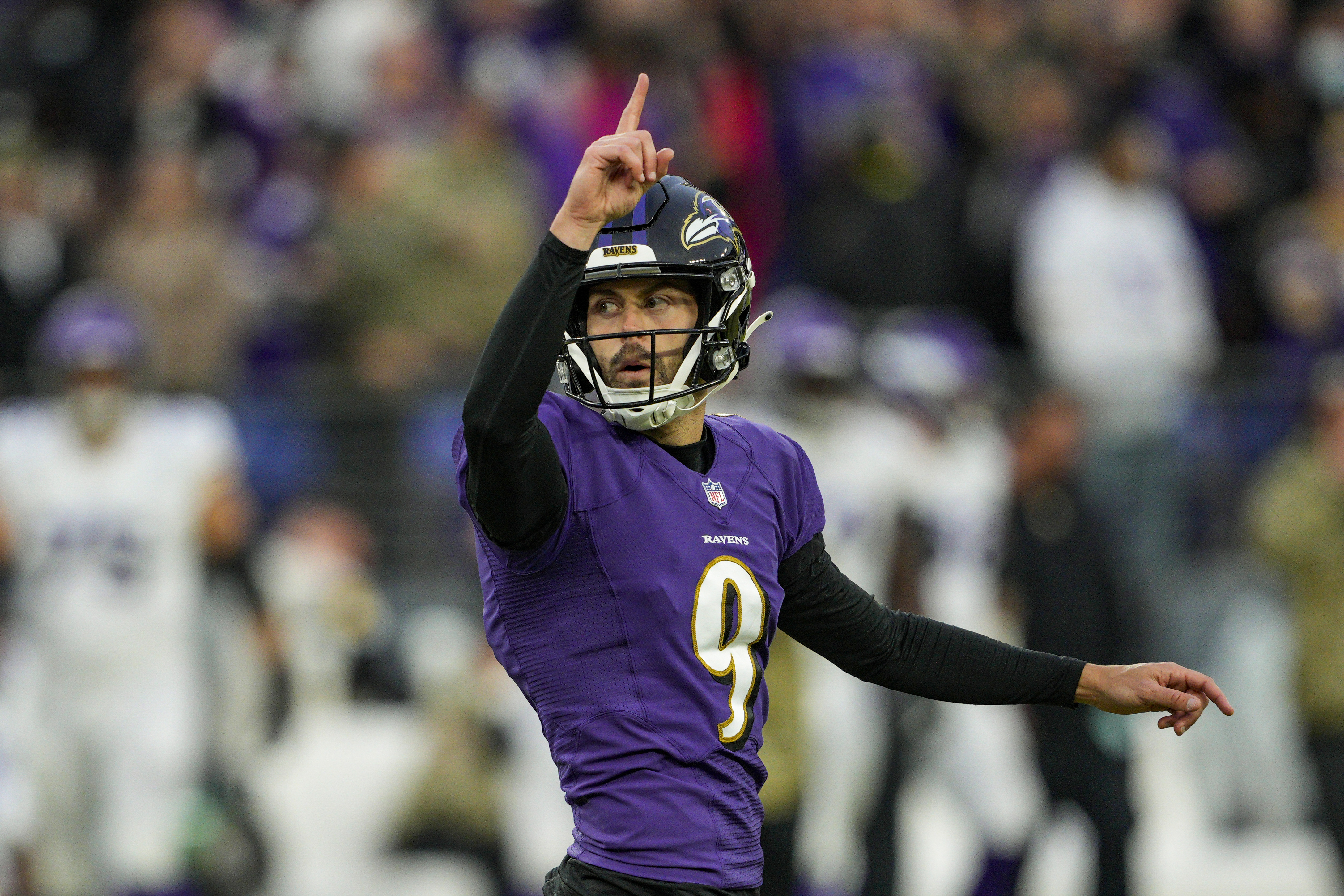 Baltimore Ravens kicker Justin Tucker misses 2 straight field goals