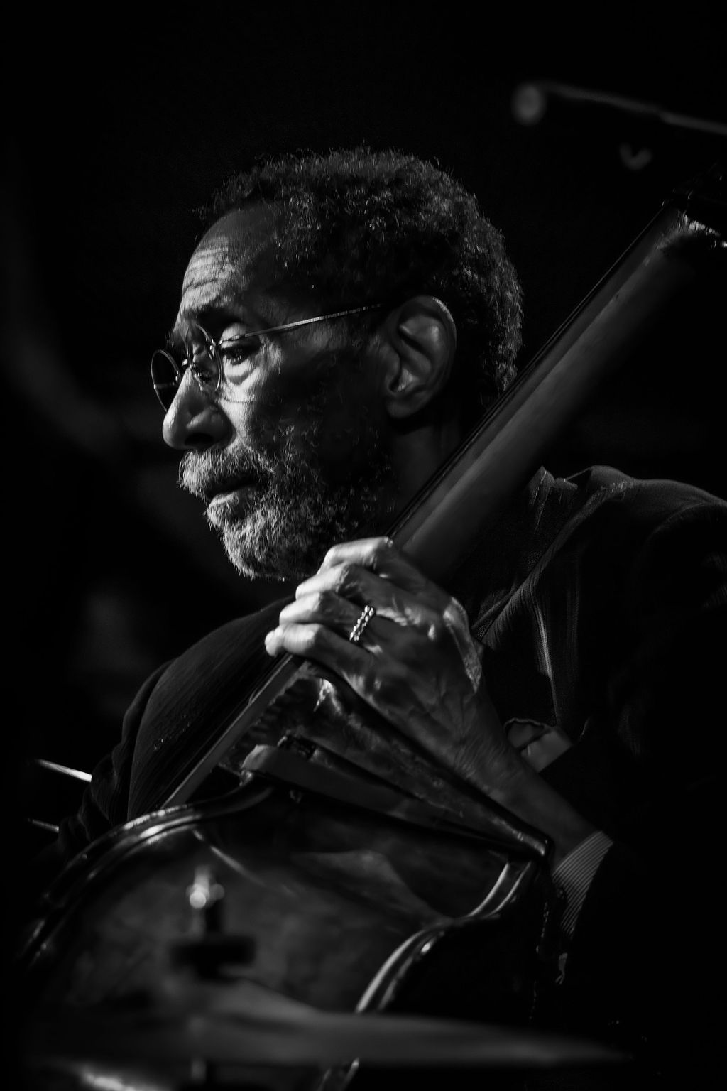 At 88, jazz giant Ron Carter still looks 'forward to going to work