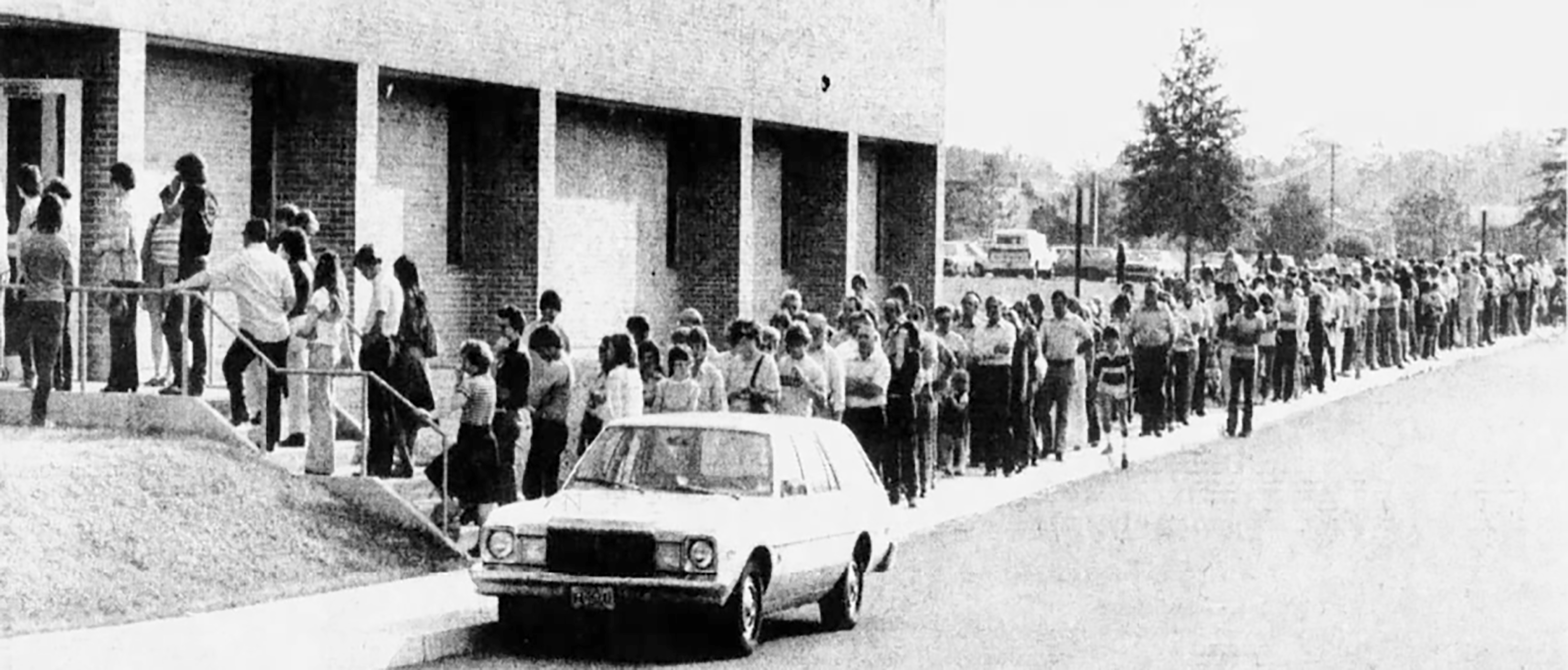 Massive lines formed outside Manheim Township High School on June 4, 1979, as people flocked to receive vaccinations against polio in Lancaster, Pa.