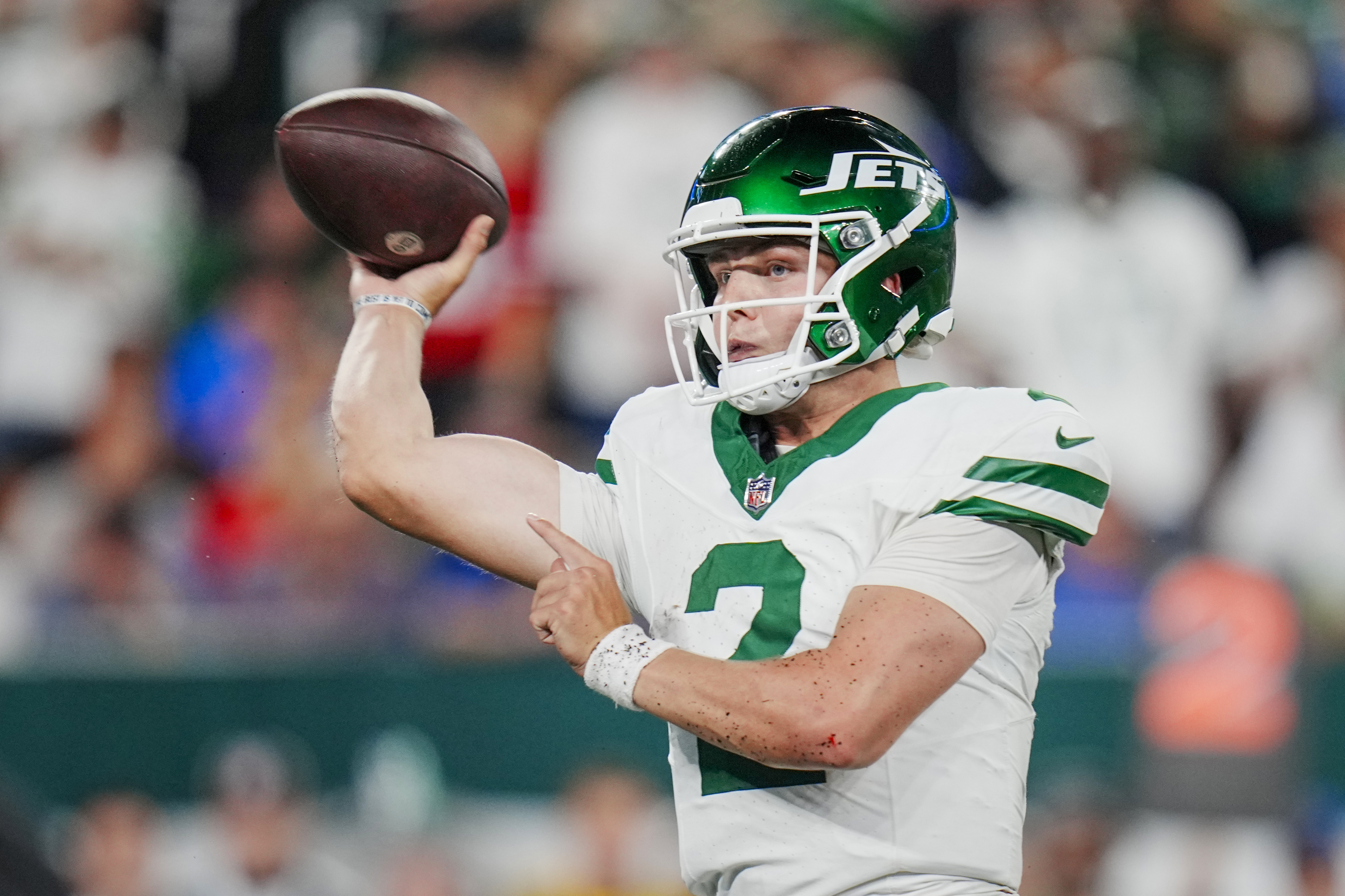 Jets' QB sign, trade options after Aaron Rodgers injury: Kirk Cousins?