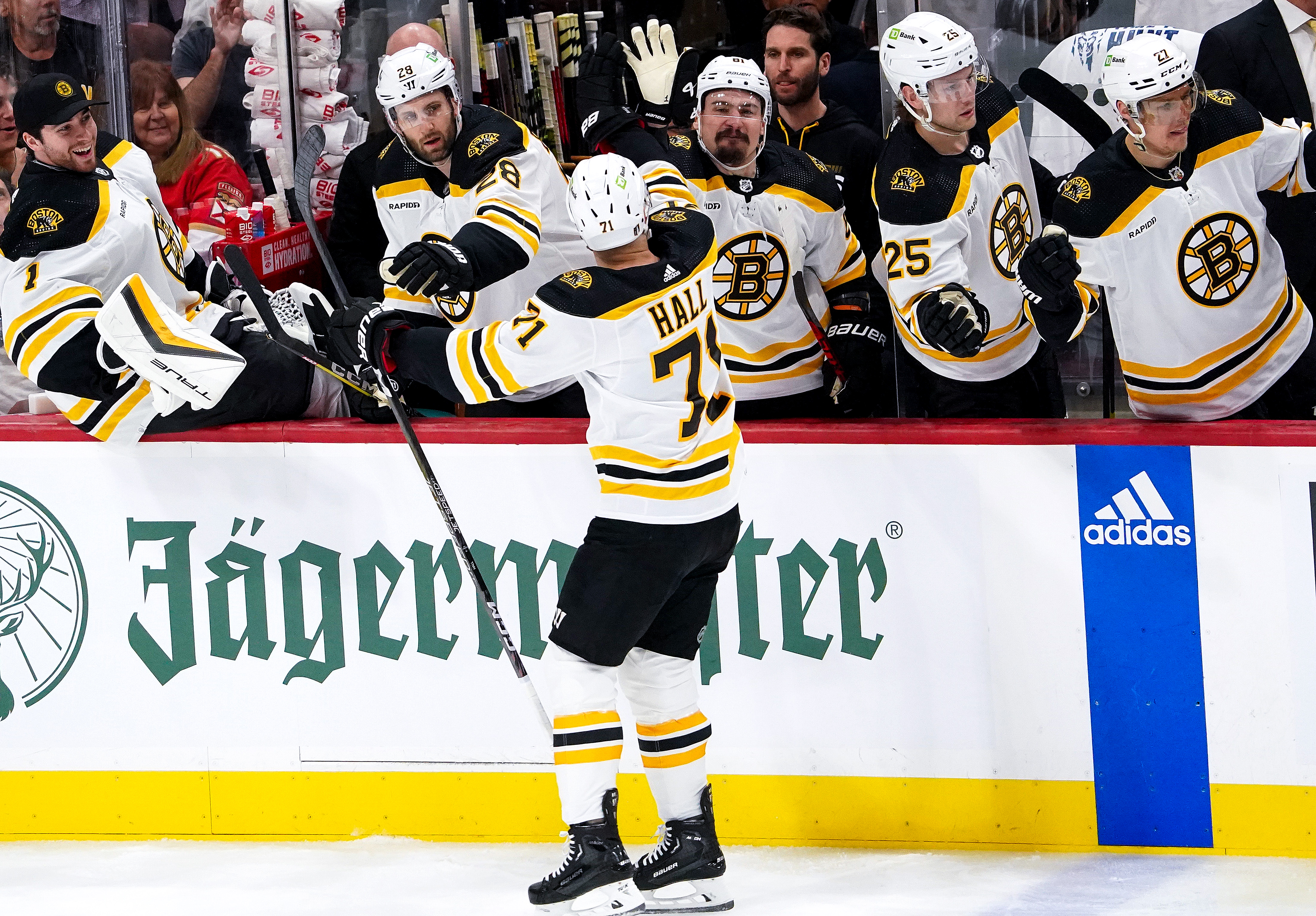 Bruins vs Panthers Live score, updates from NHL Playoffs Game 4