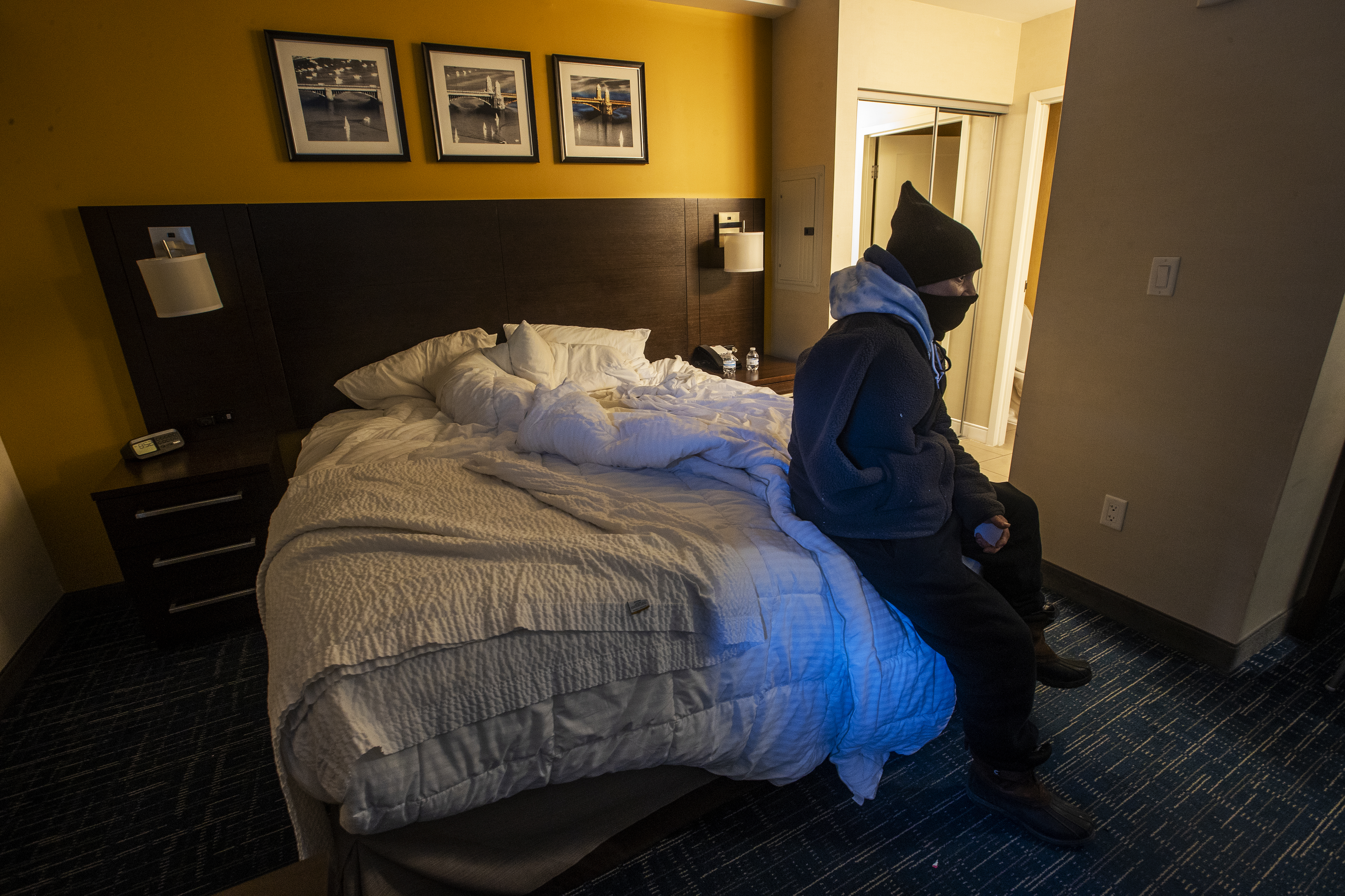 Lefty took a break in the Marriott Residence Inn, where a good Samaritan got him a room for a week.