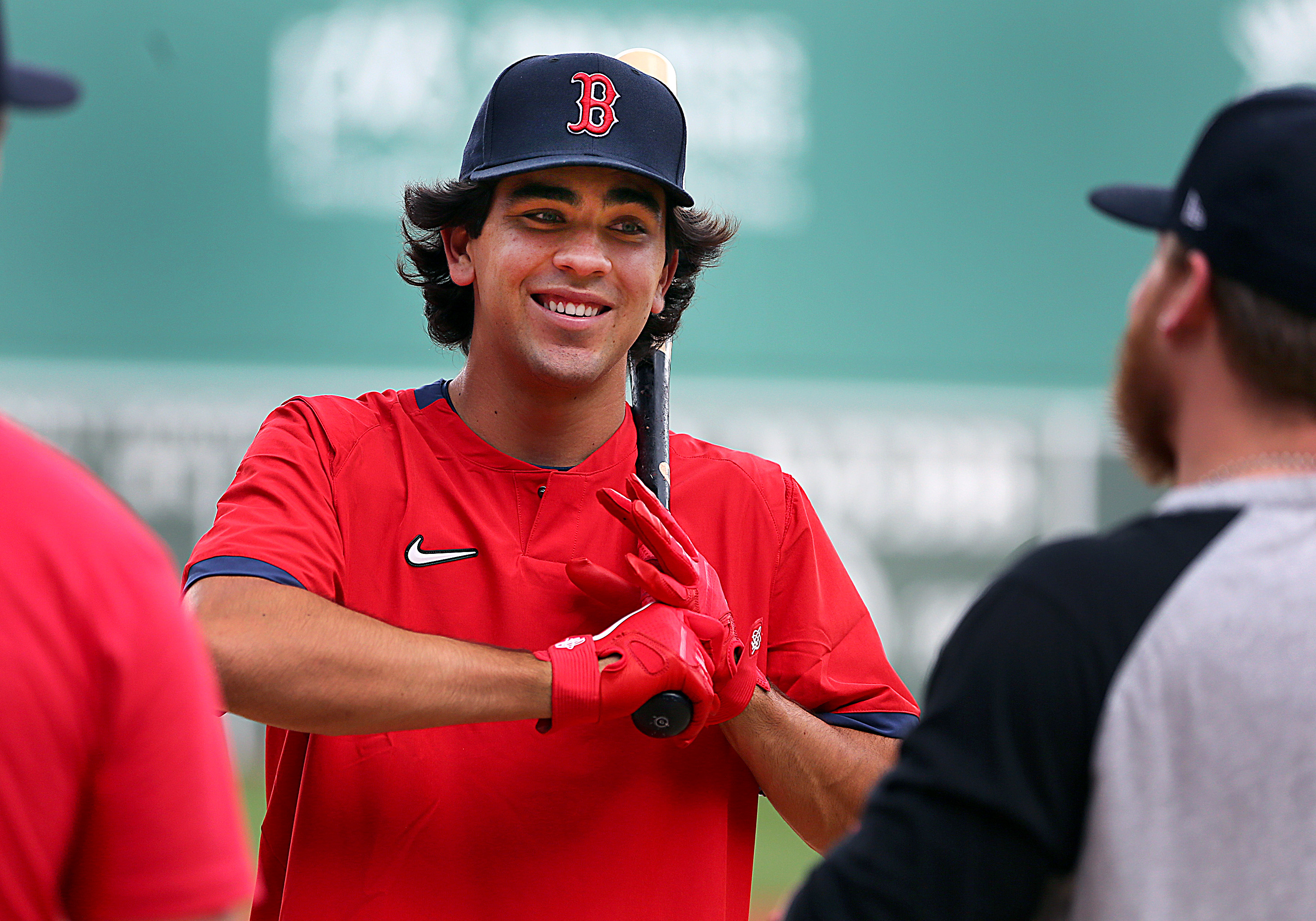 First-round pick Marcelo Mayer signs with Red Sox, gets a Fenway welcome -  The Boston Globe