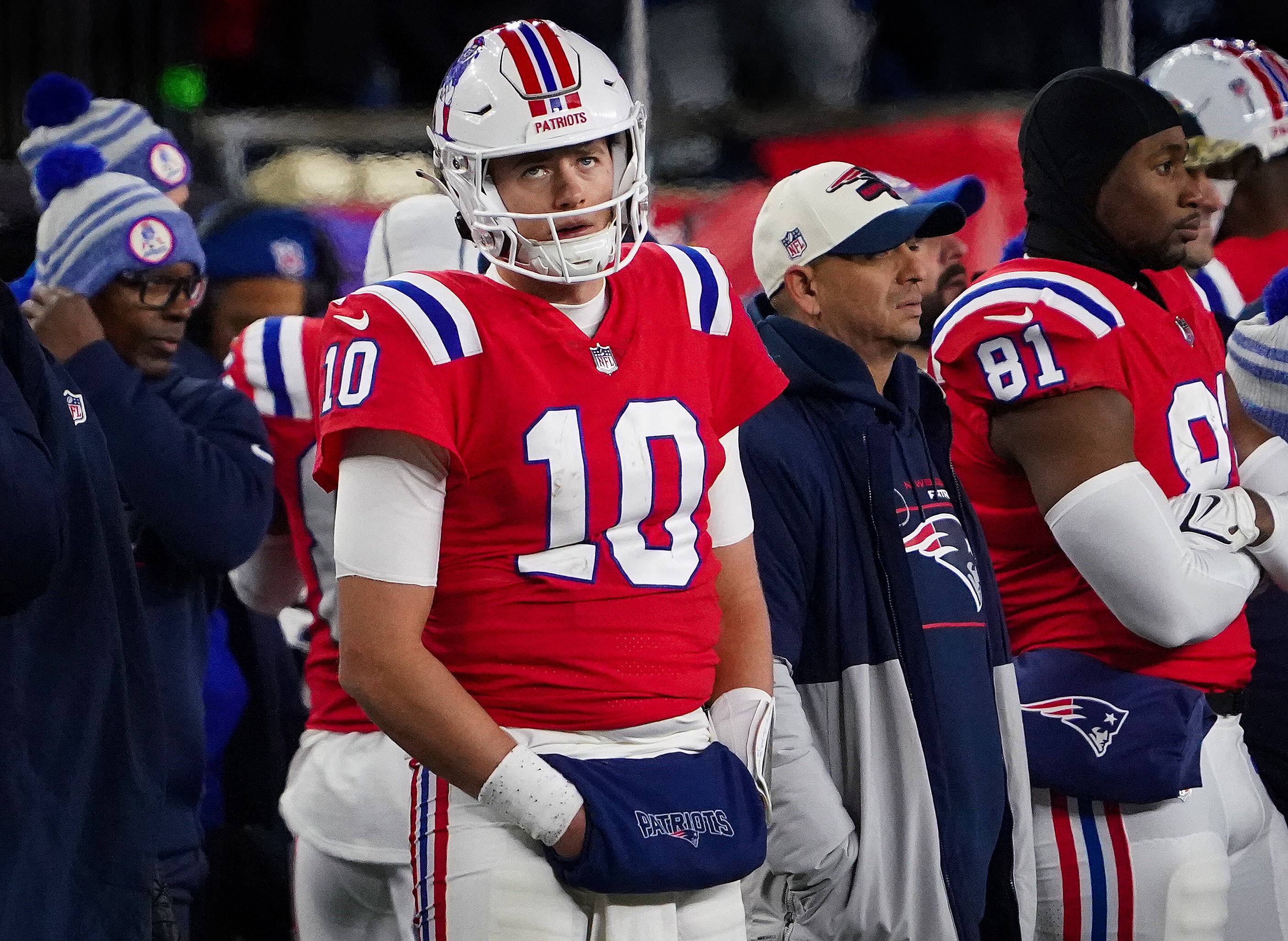 Patriots players receive Super Bowl rings - The Boston Globe