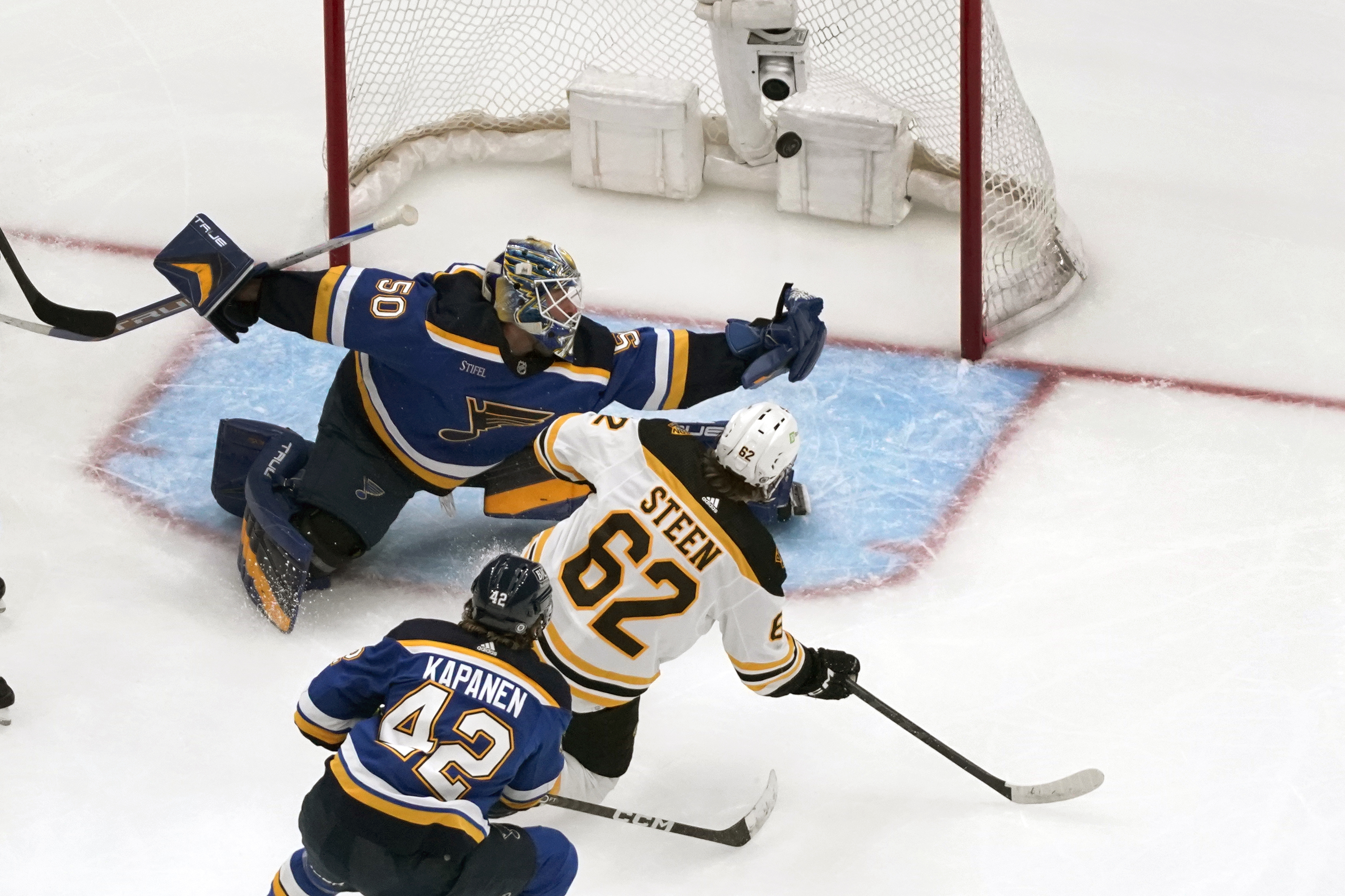 Bruins beat Blues in shootout, become fourth to 60 wins all-time - The Rink  Live