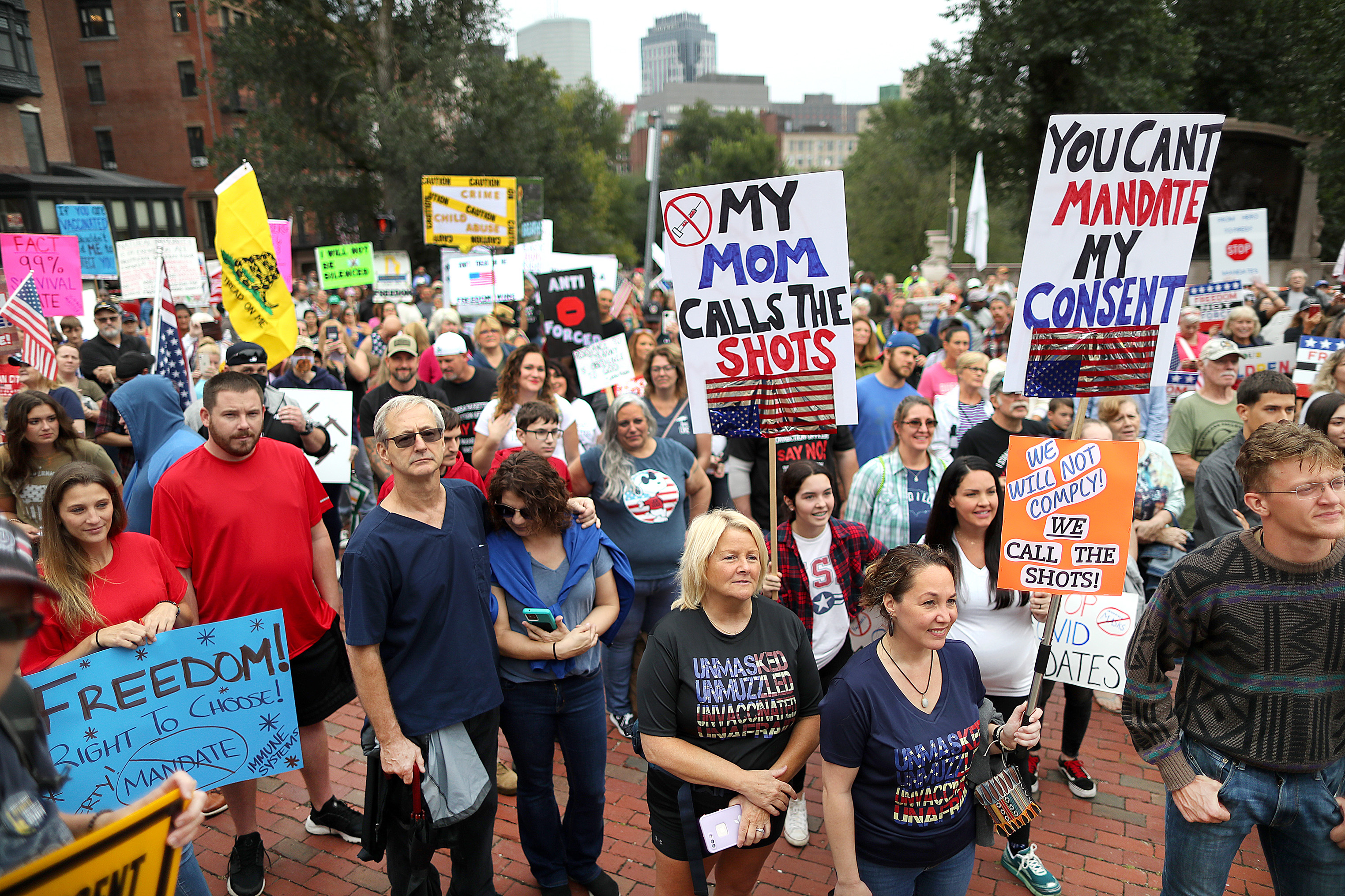 Vaccine Mandate Protesters Amass Outside Super Bowl: Report