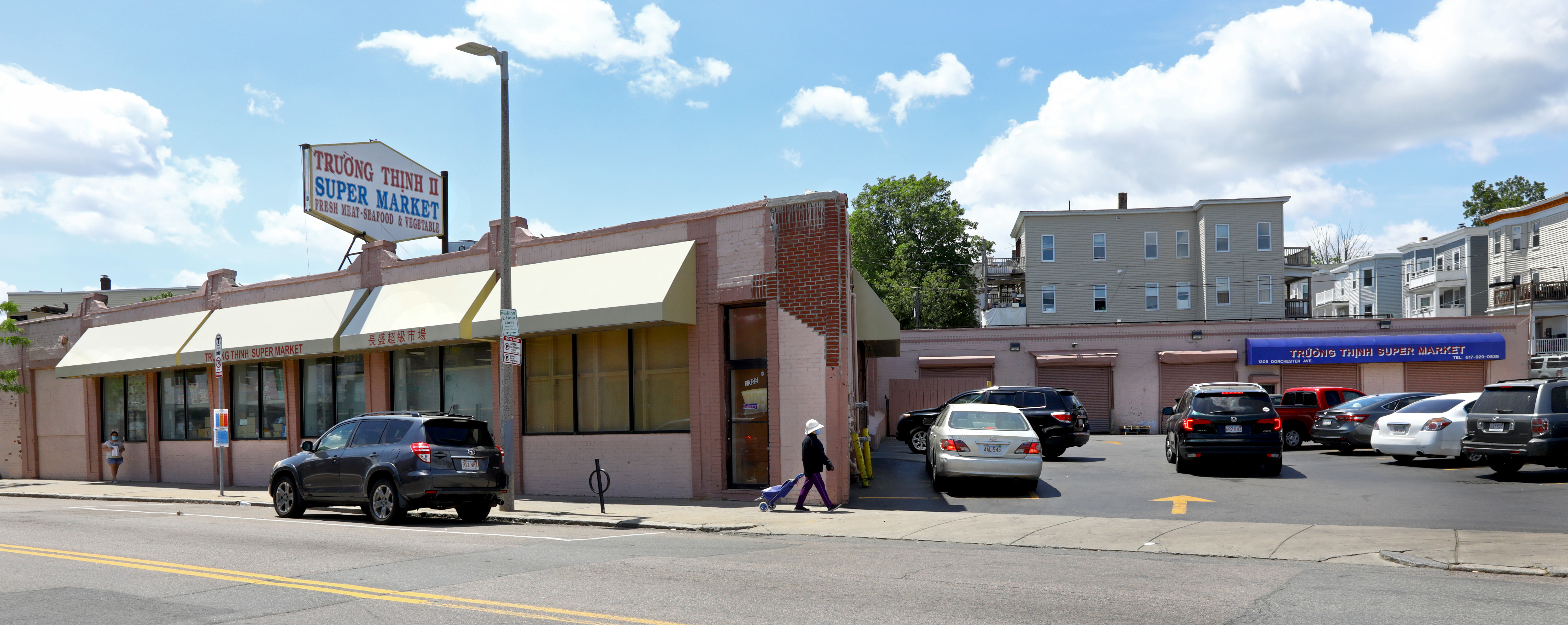 Truong Thinh II Super Market at 1305 Dorchester Ave.