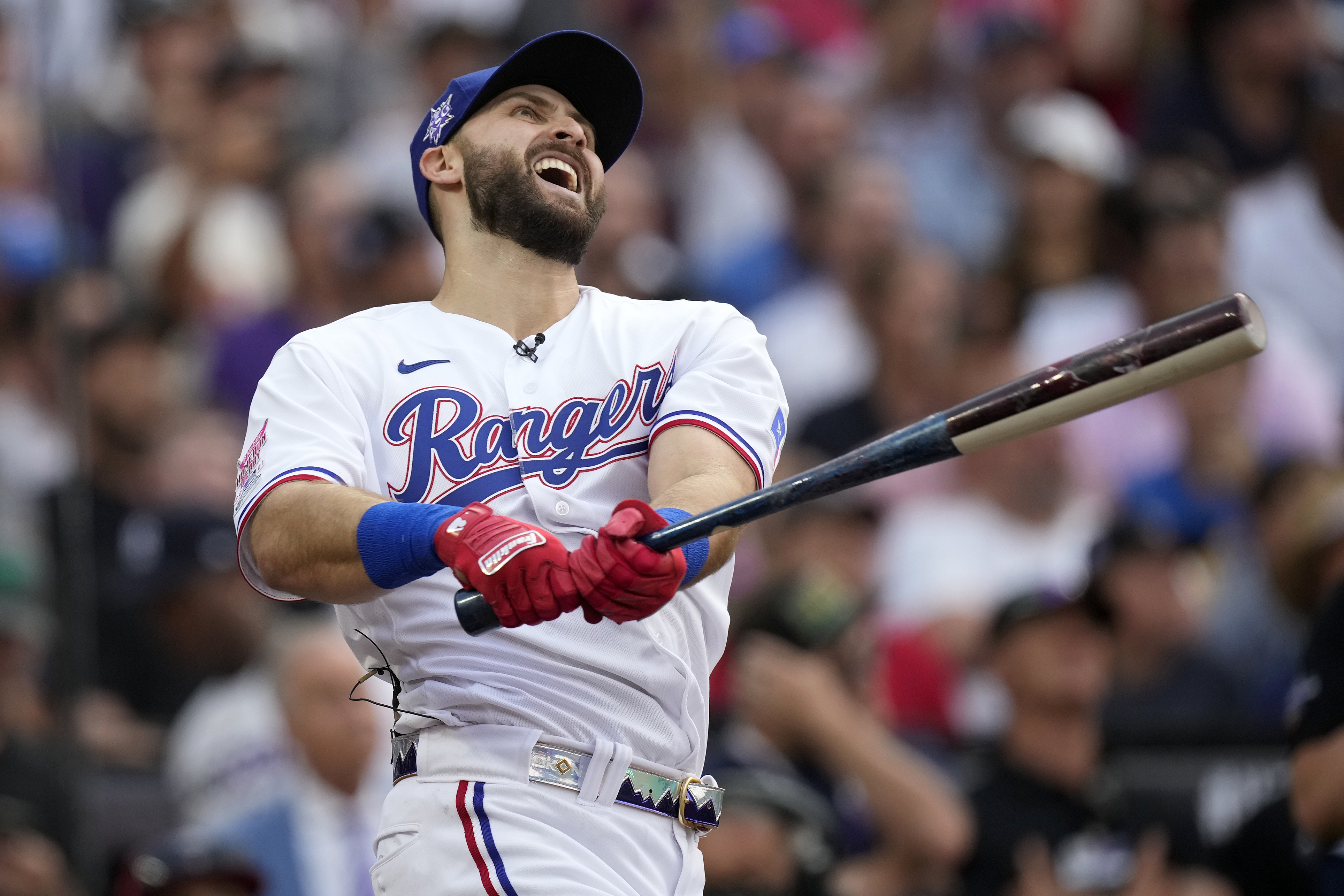 Chasm between Rangers, Joey Gallo on extension made trade the