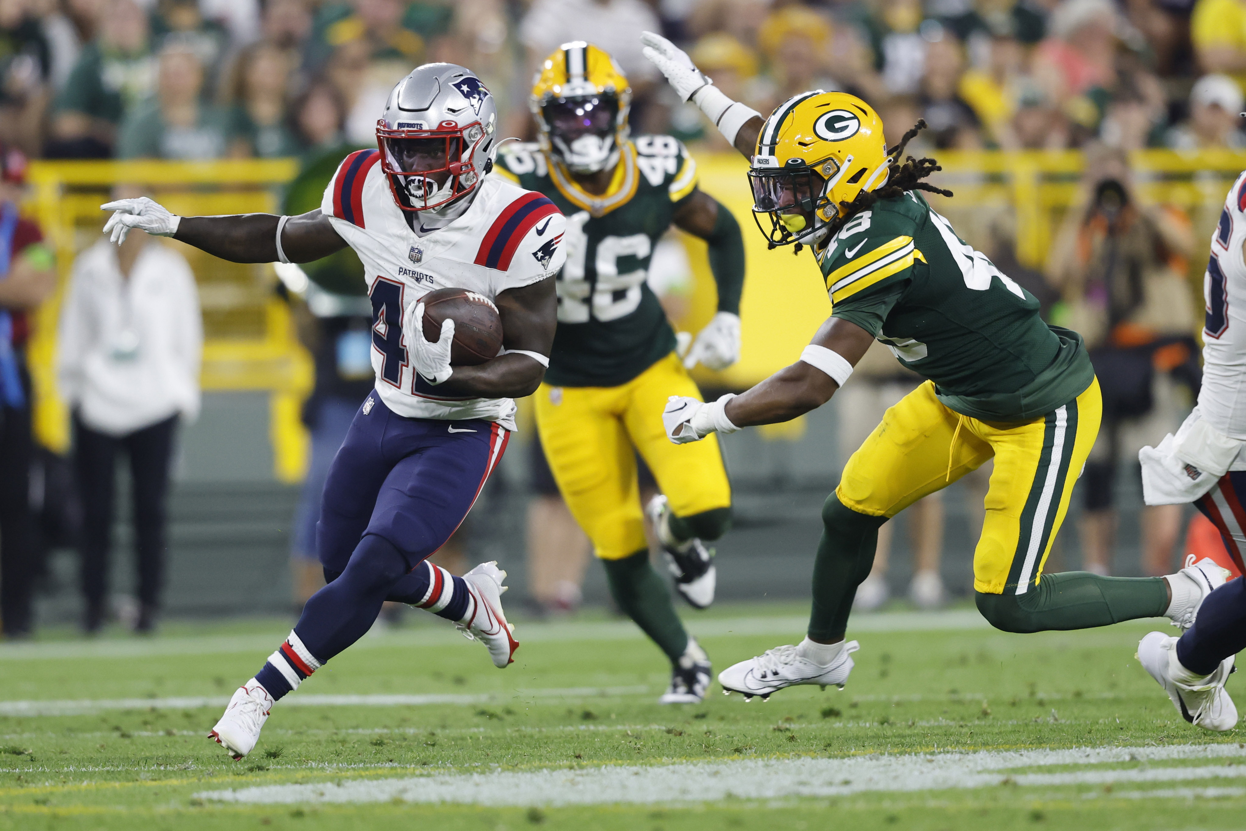 Malik Cunningham has given the Patriots no choice but to keep him on the  roster - The Boston Globe