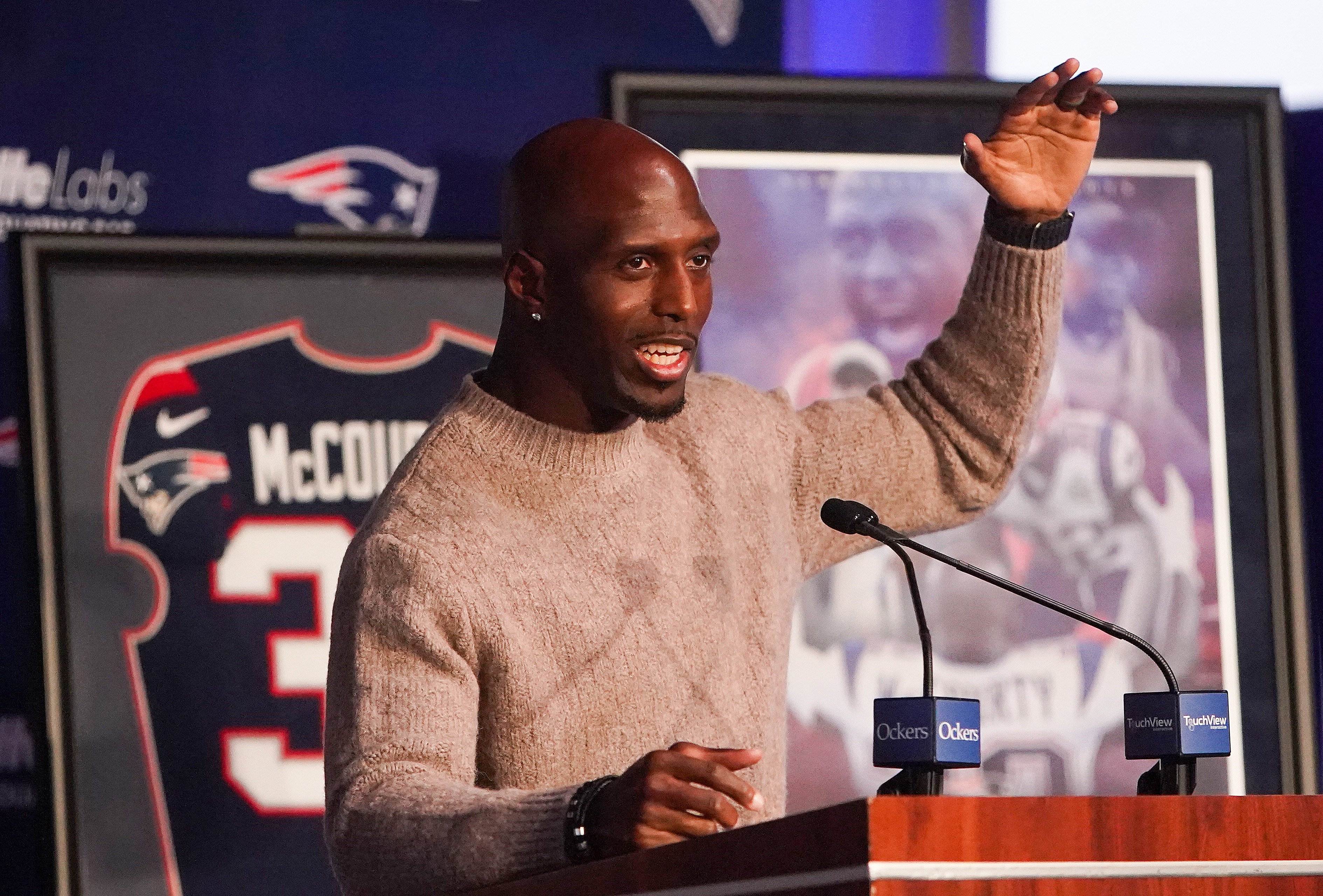 Devin McCourty to appear as a guest analyst on 'NFL Today' over Patriots'  bye week - The Boston Globe