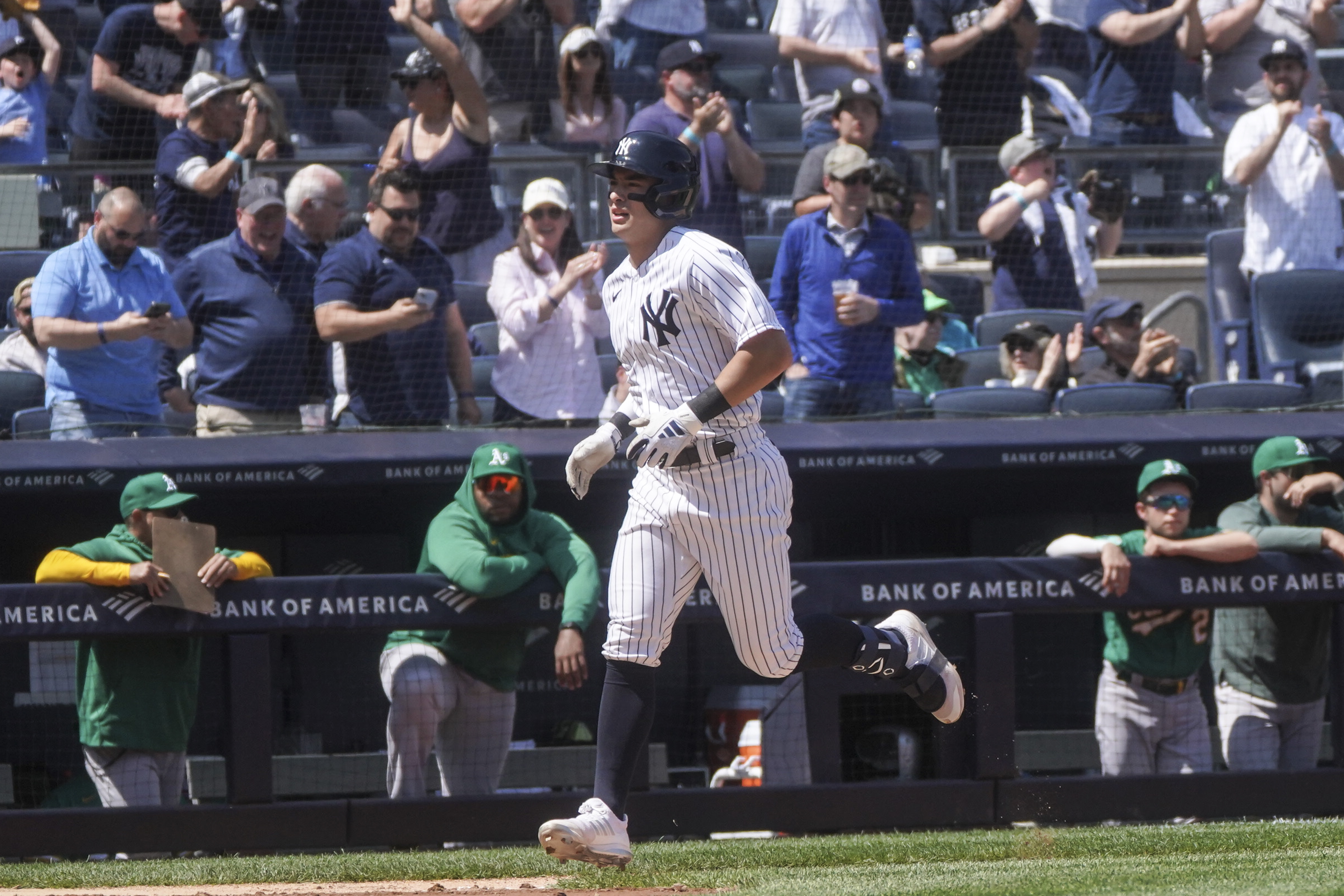 Alan Trejo's walk-off homer lifts Rockies win over Yankees