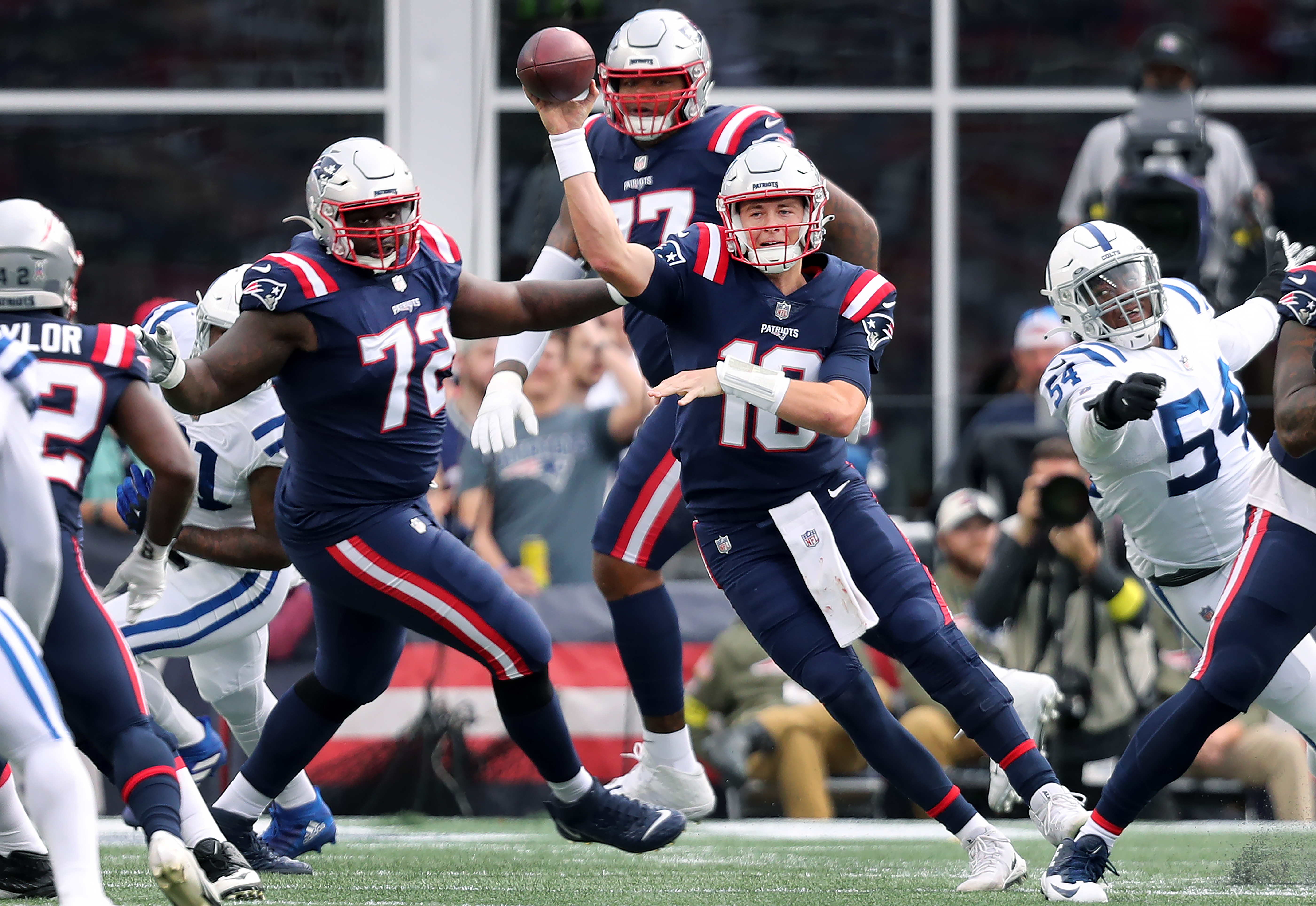 Jonathan Jones changed the game with a blocked punt, then sealed Patriots'  win over Colts with a pick-6 - The Boston Globe