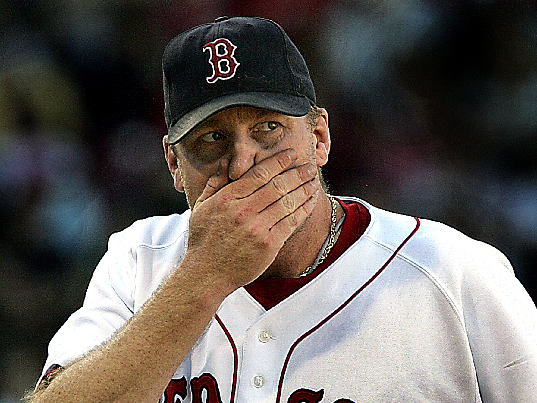 Tim Wakefield Asks for 'Privacy' After Curt Schilling Shares