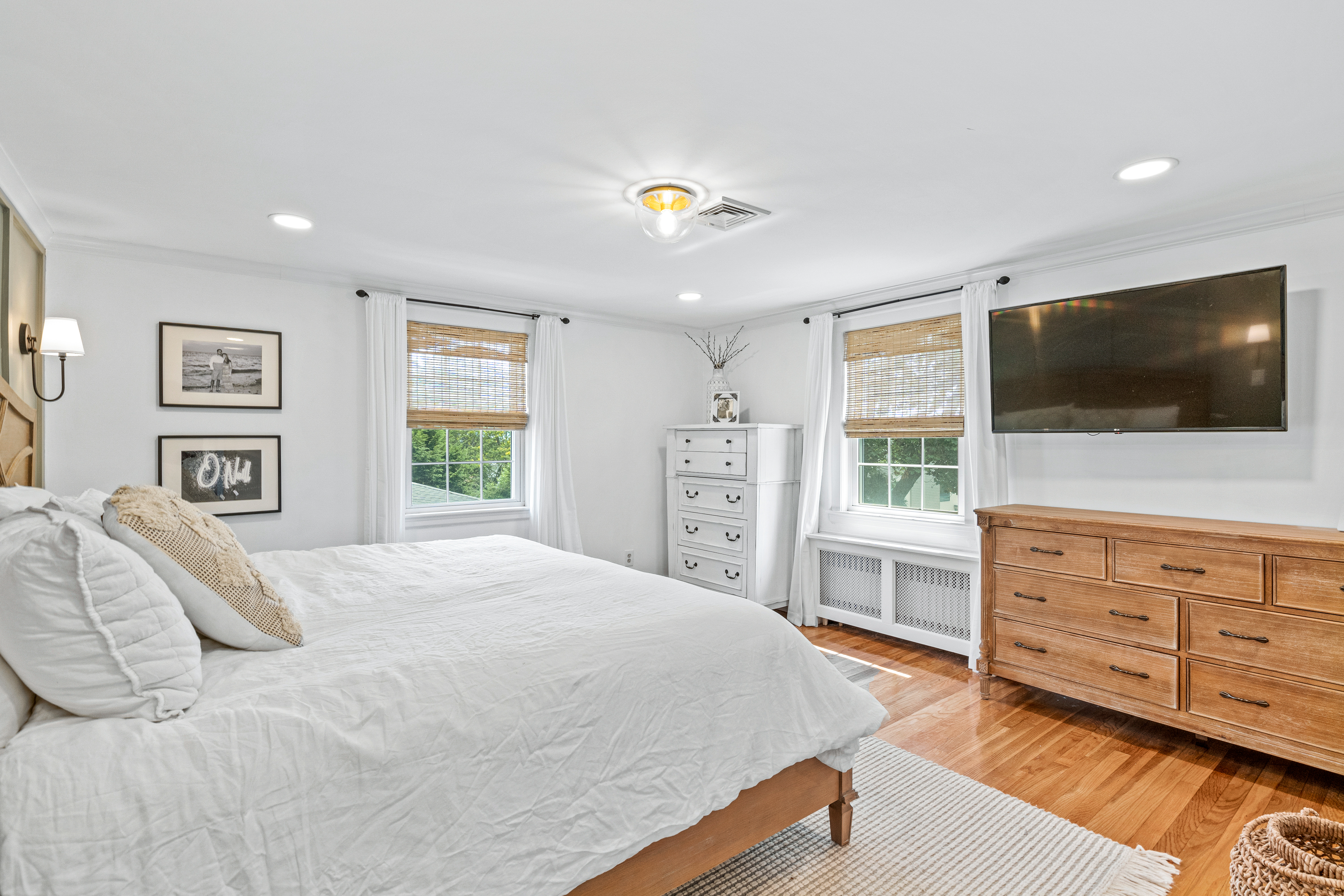 10-barna-road-boston-bedroom-2
