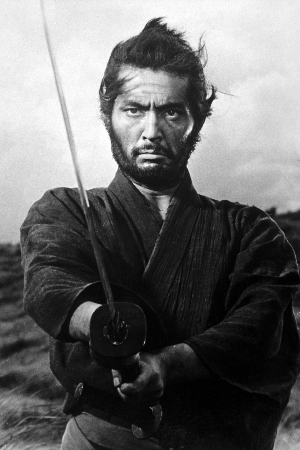 Tatsuya Nakadai, multifaceted star of Japanese cinema, dies at 92