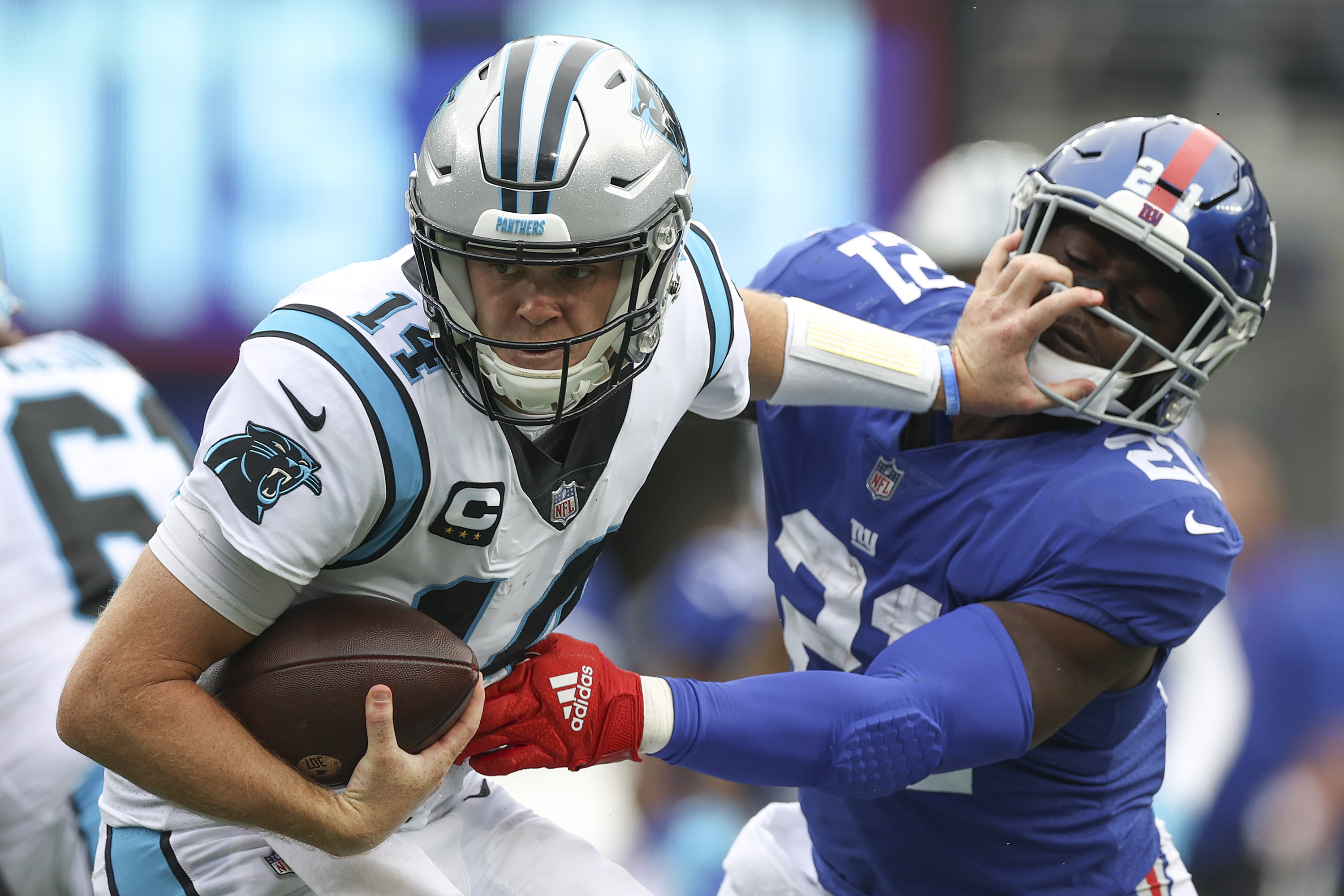 Carolina Panthers Drop Fourth Straight; Lose 25-3 to New York Giants