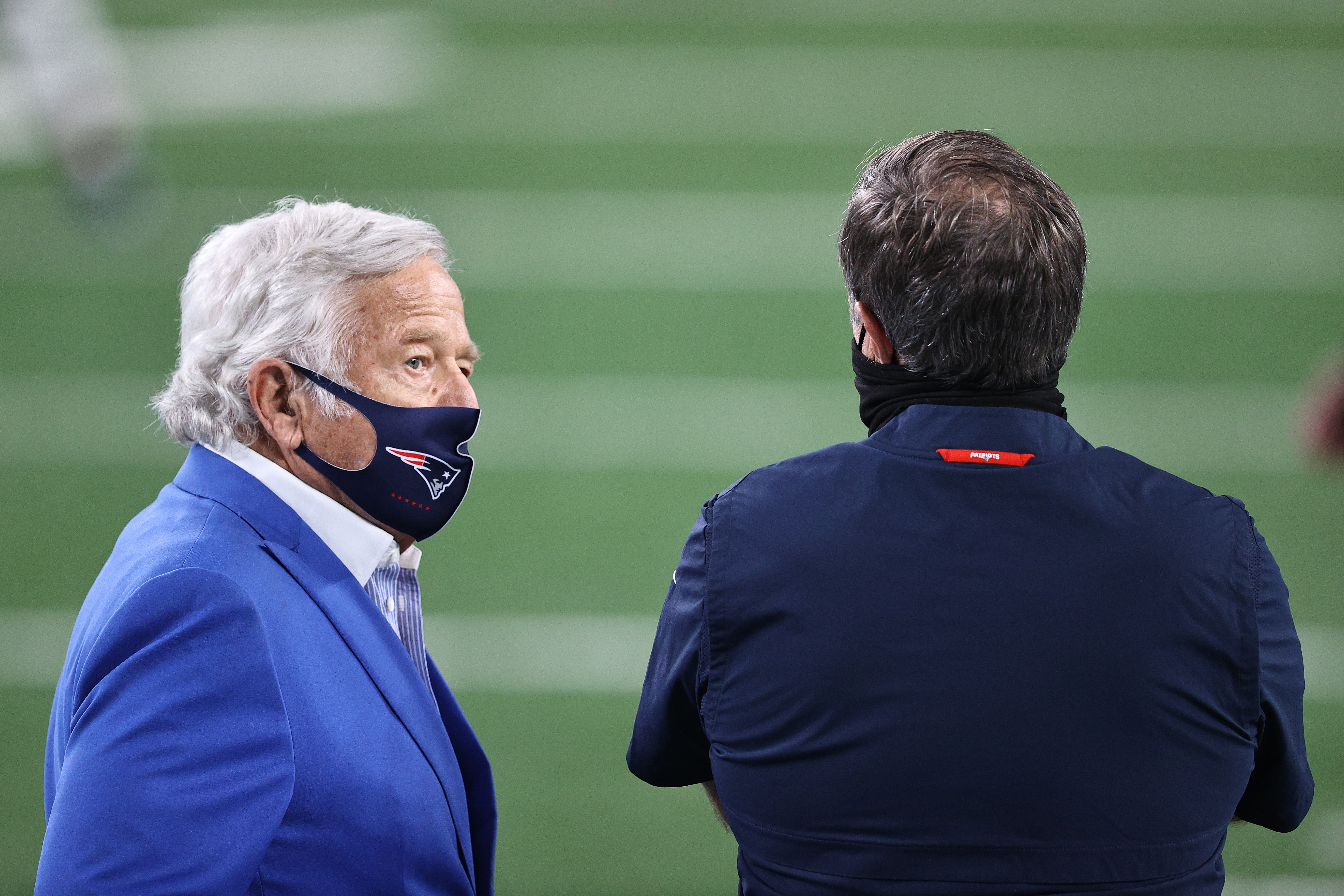 Bill Belichick and Robert Kraft talked before a game against the Jets last November.
