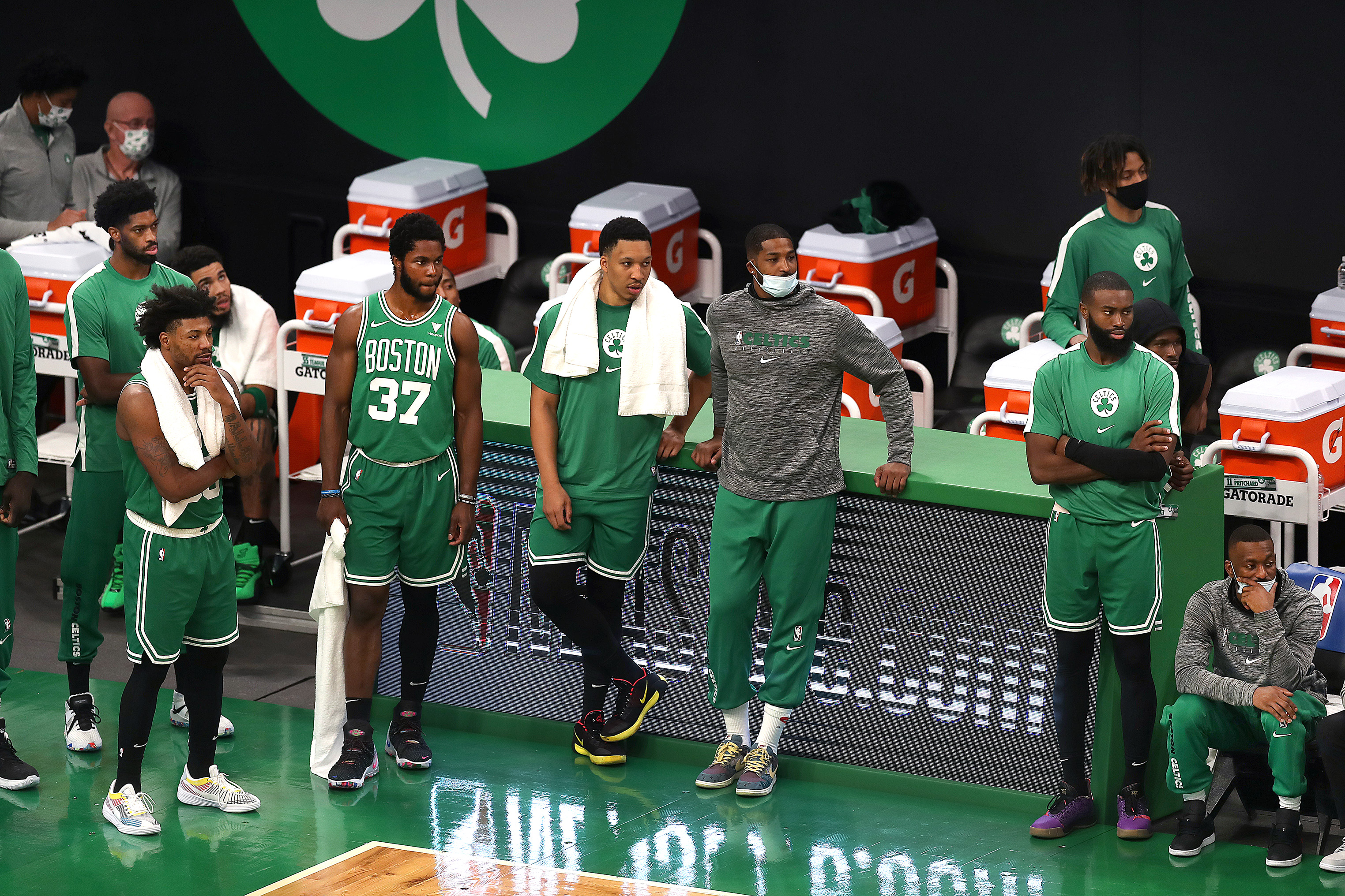 Masks must now be worn by players on the bench.