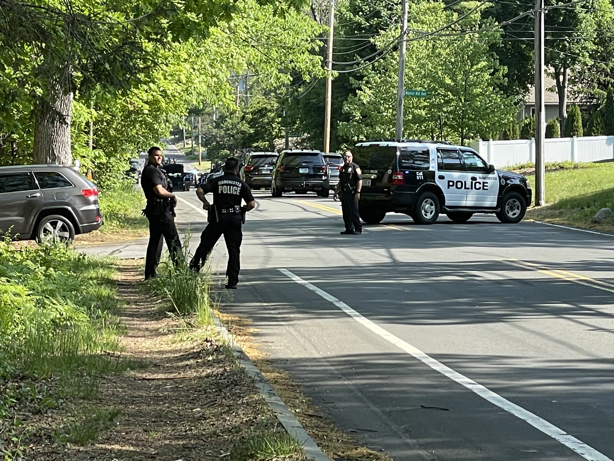 Standoff In Manchester N H Ends After Victim Dies Of Self Inflicted Gunshot Wounds The Boston Globe