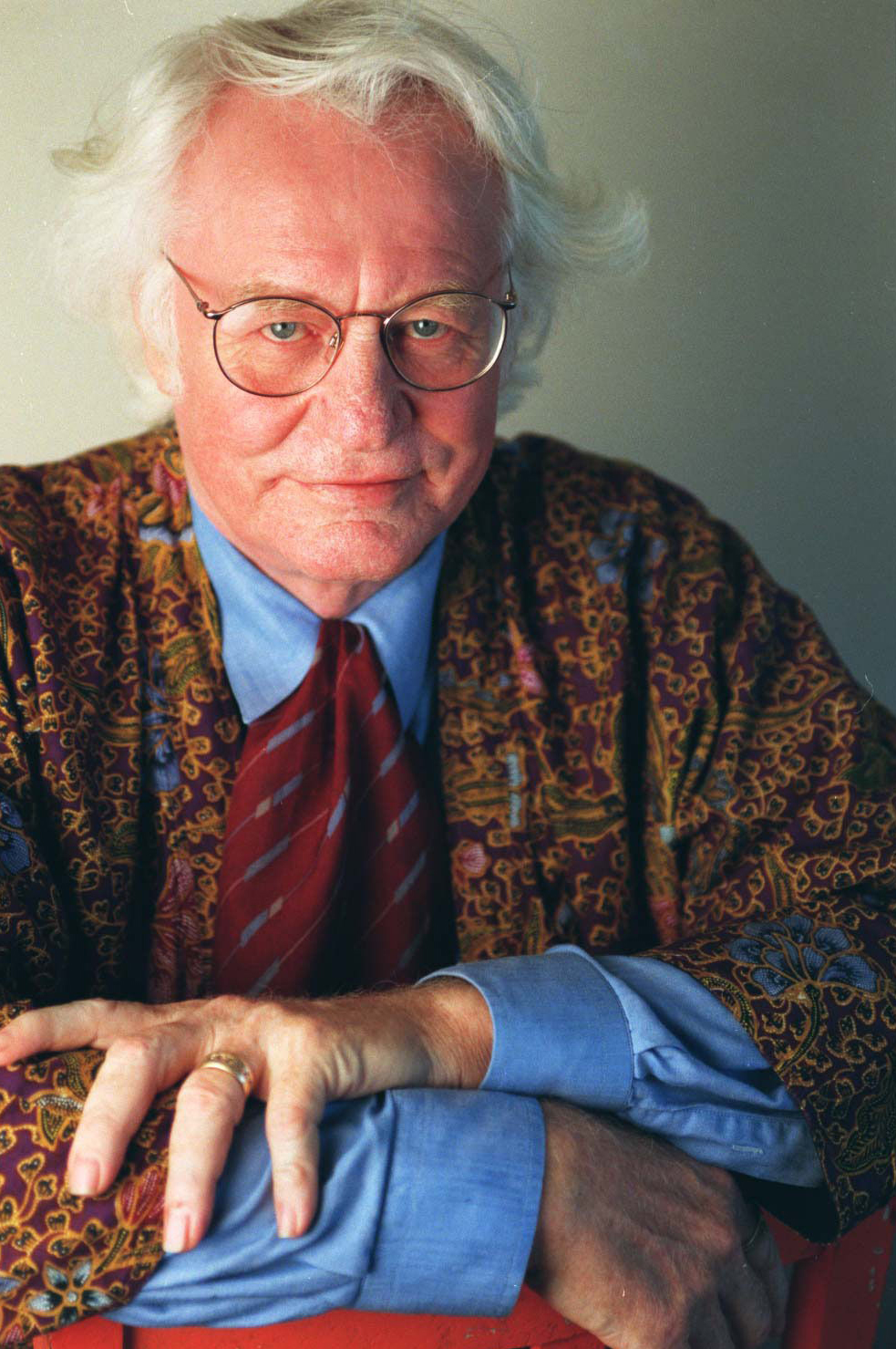 Mr. Bly articulated the solitude of landscapes, galvanized protests against the Vietnam War, and started a controversial men’s movement with a bestseller that called for a restoration of primal male audacity.