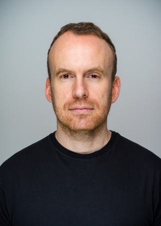 Matt Haig, the author of the best-selling “The Midnight Library,” a novel in which a deeply despondent young woman happens on a magical archive of the many routes her life could have taken, now offers readers more inspiration and hope in a confusing time with his essays in his just published “The Comfort Book.”