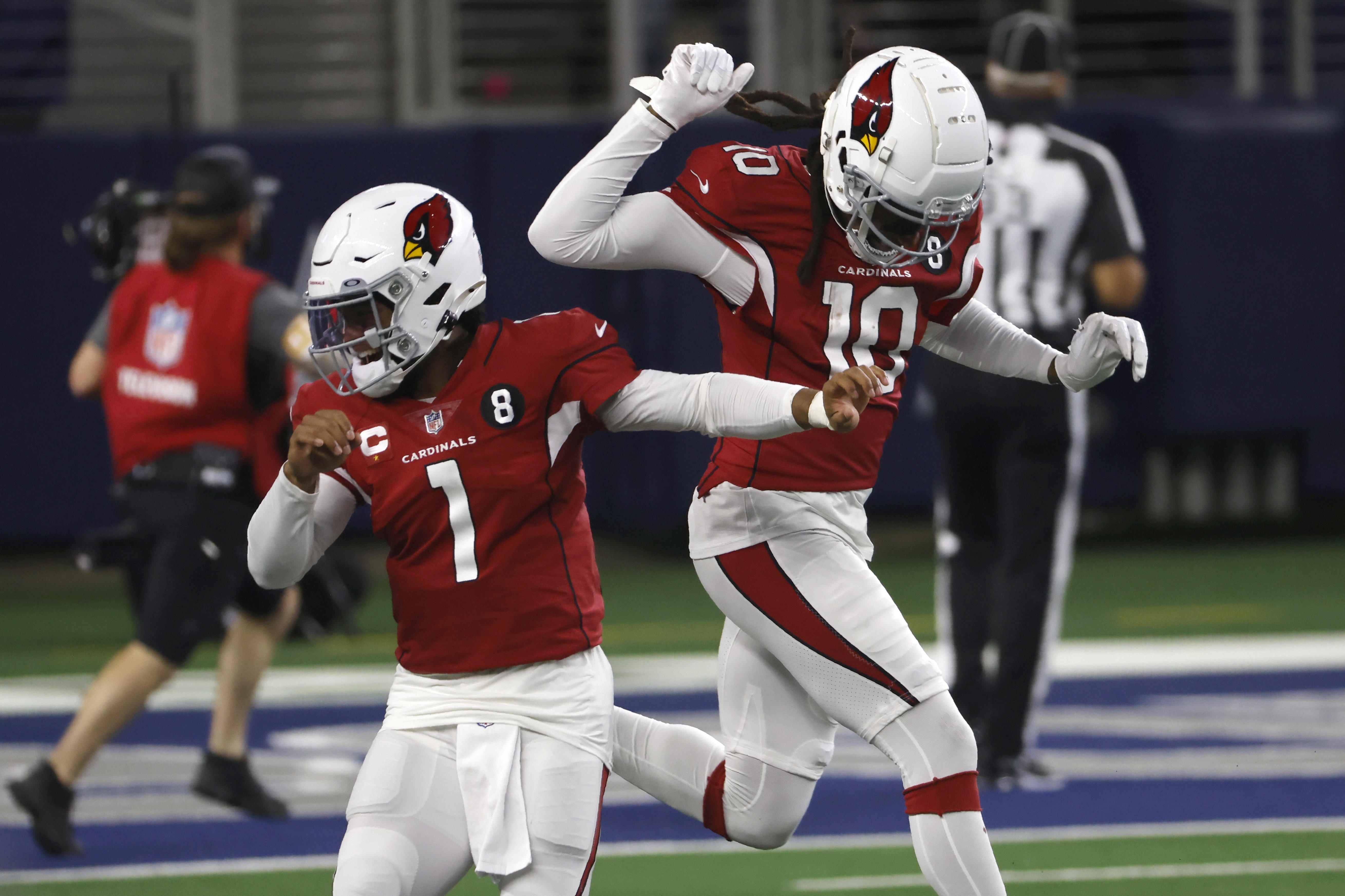 Kyler Murray has happy homecoming as Cardinals rout Cowboys - The Boston  Globe