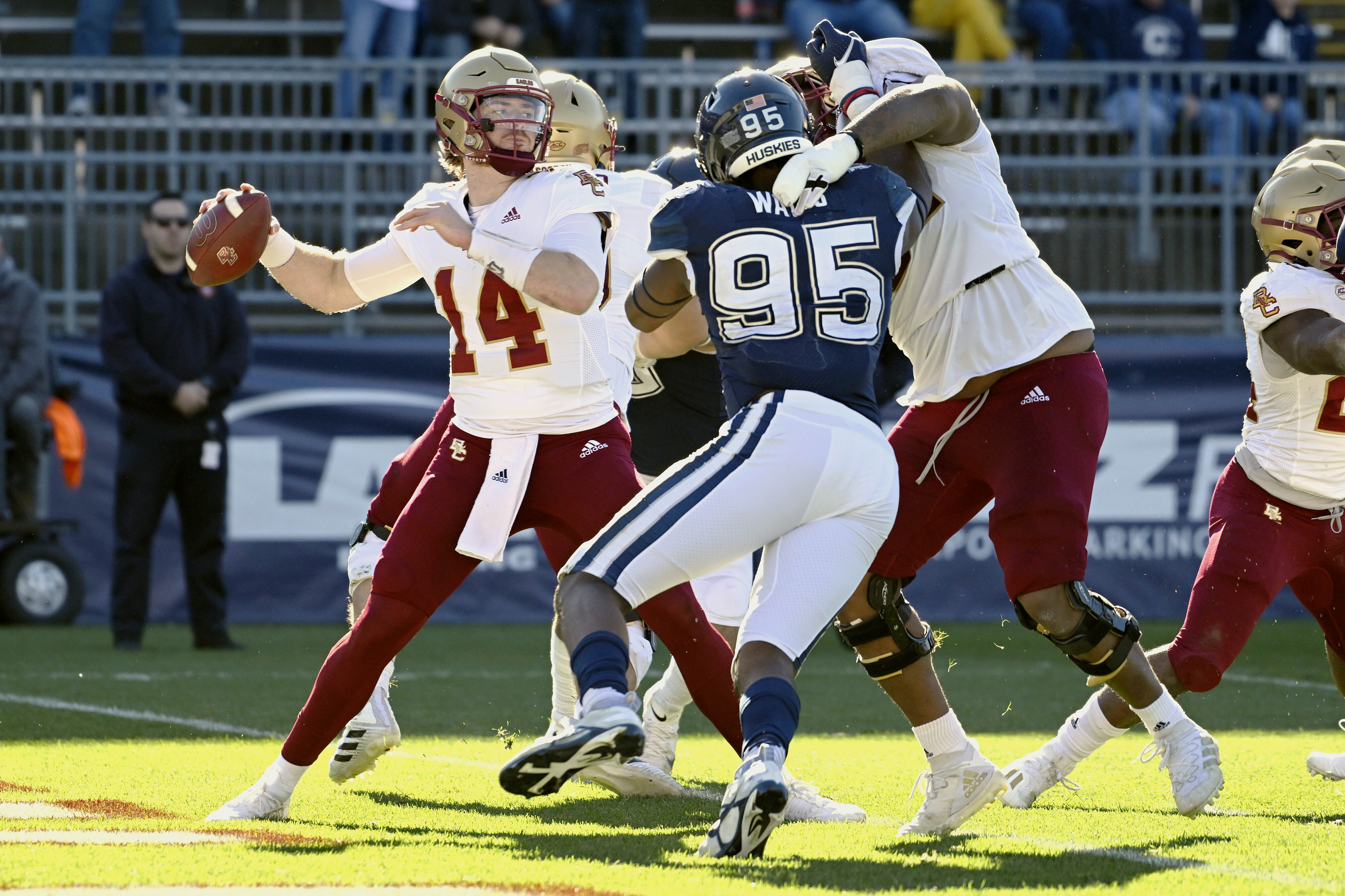 UConn loses its starting quarterback to injury for the 2nd