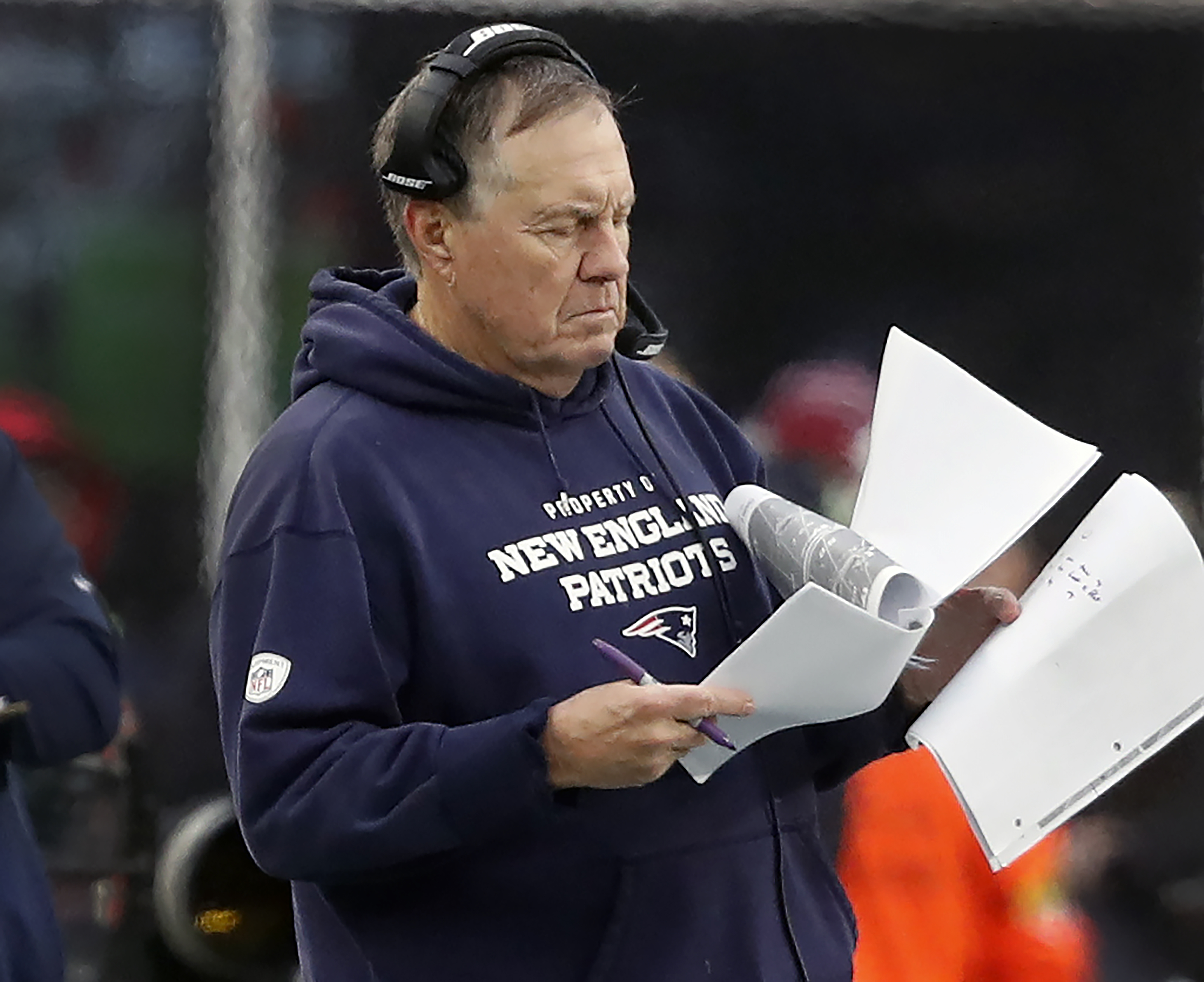 Leonard: Mac Jones, Patriots showing signs of eventual breakup