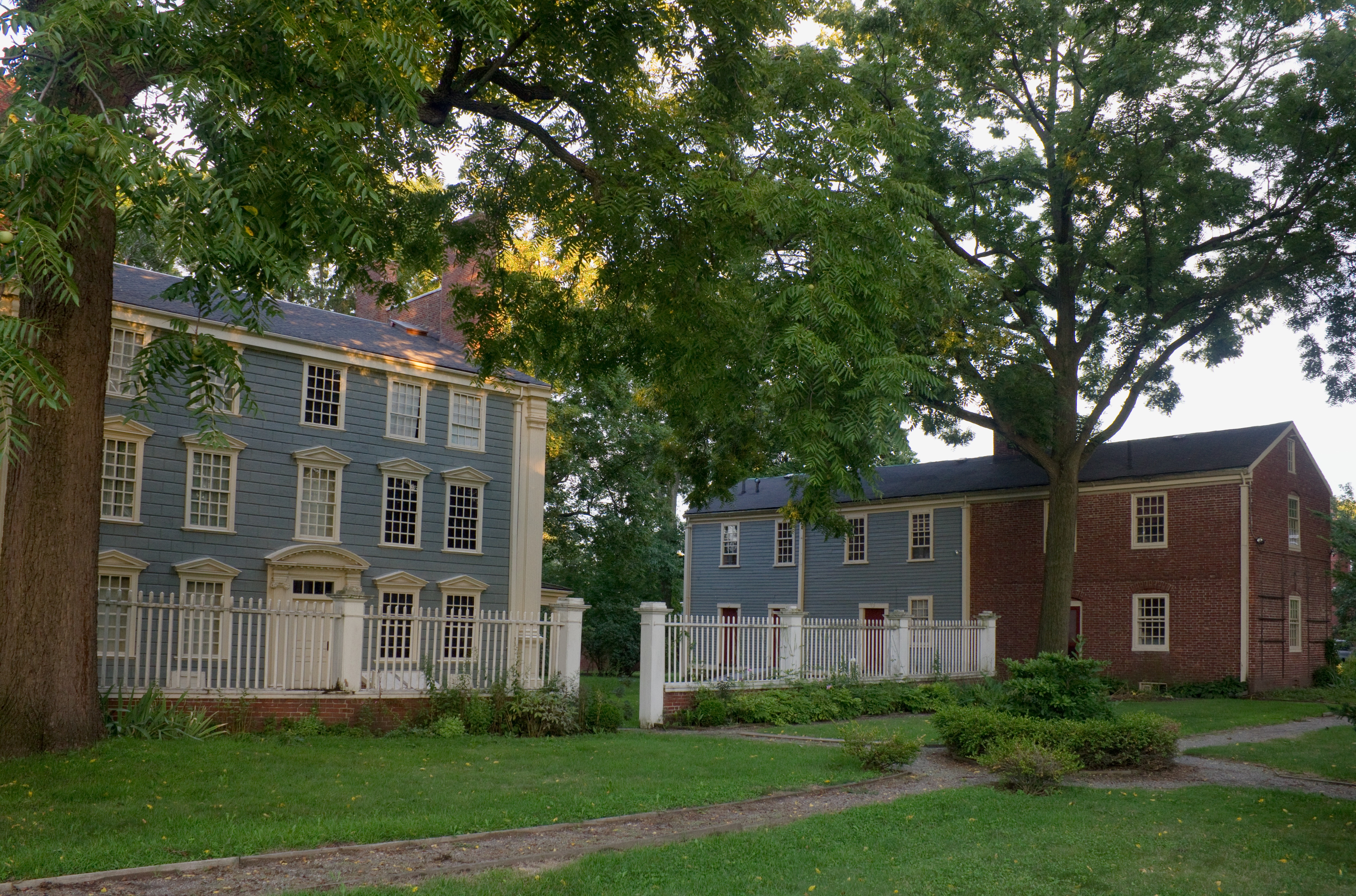 Après avoir fermé pendant la pandémie, Royall House et Slave Quarters à Medford rouvriront pour des visites au grand public les week-ends d'août et de septembre.