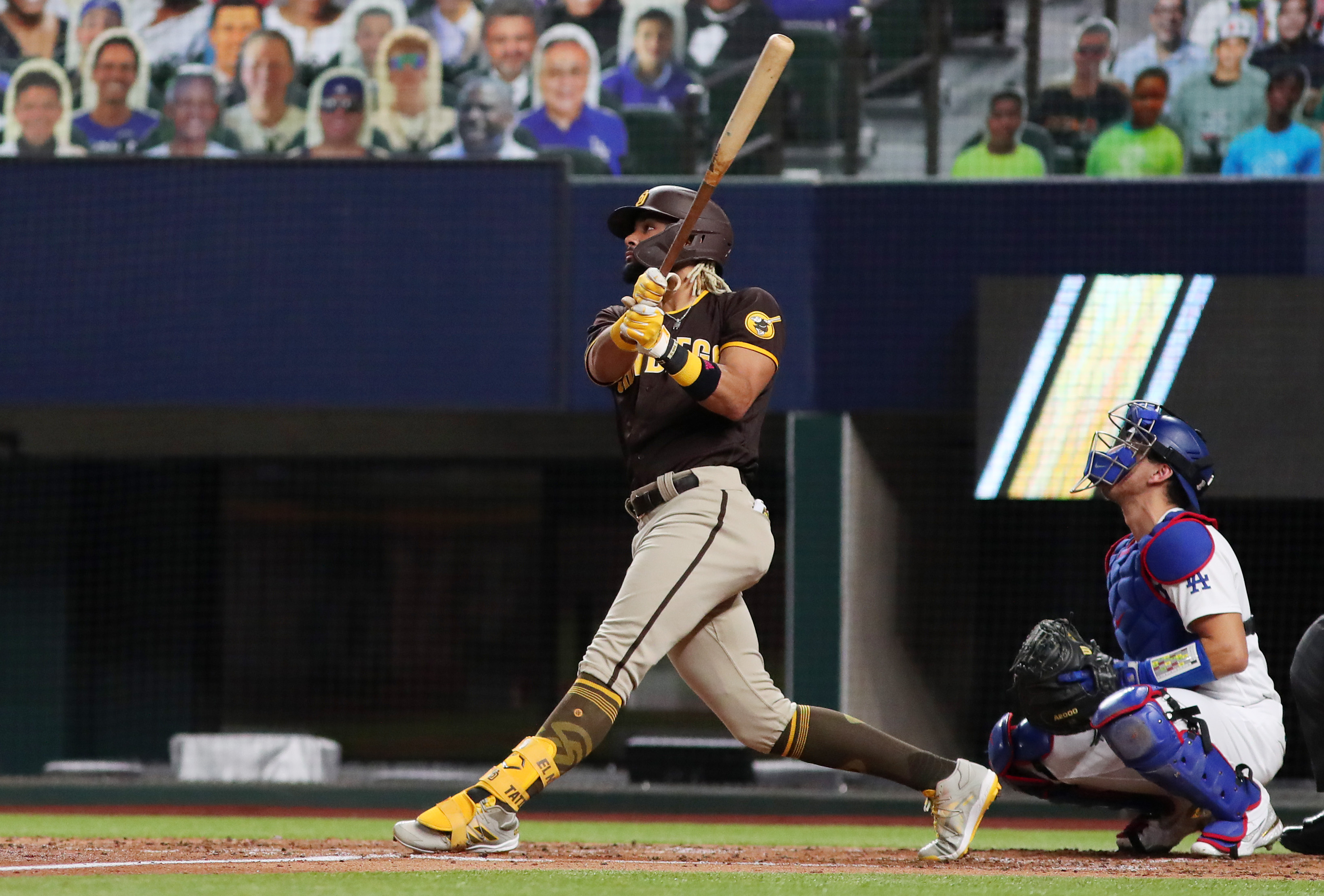 Can Fernando Tatis lead the Padres to a wild-card berth?