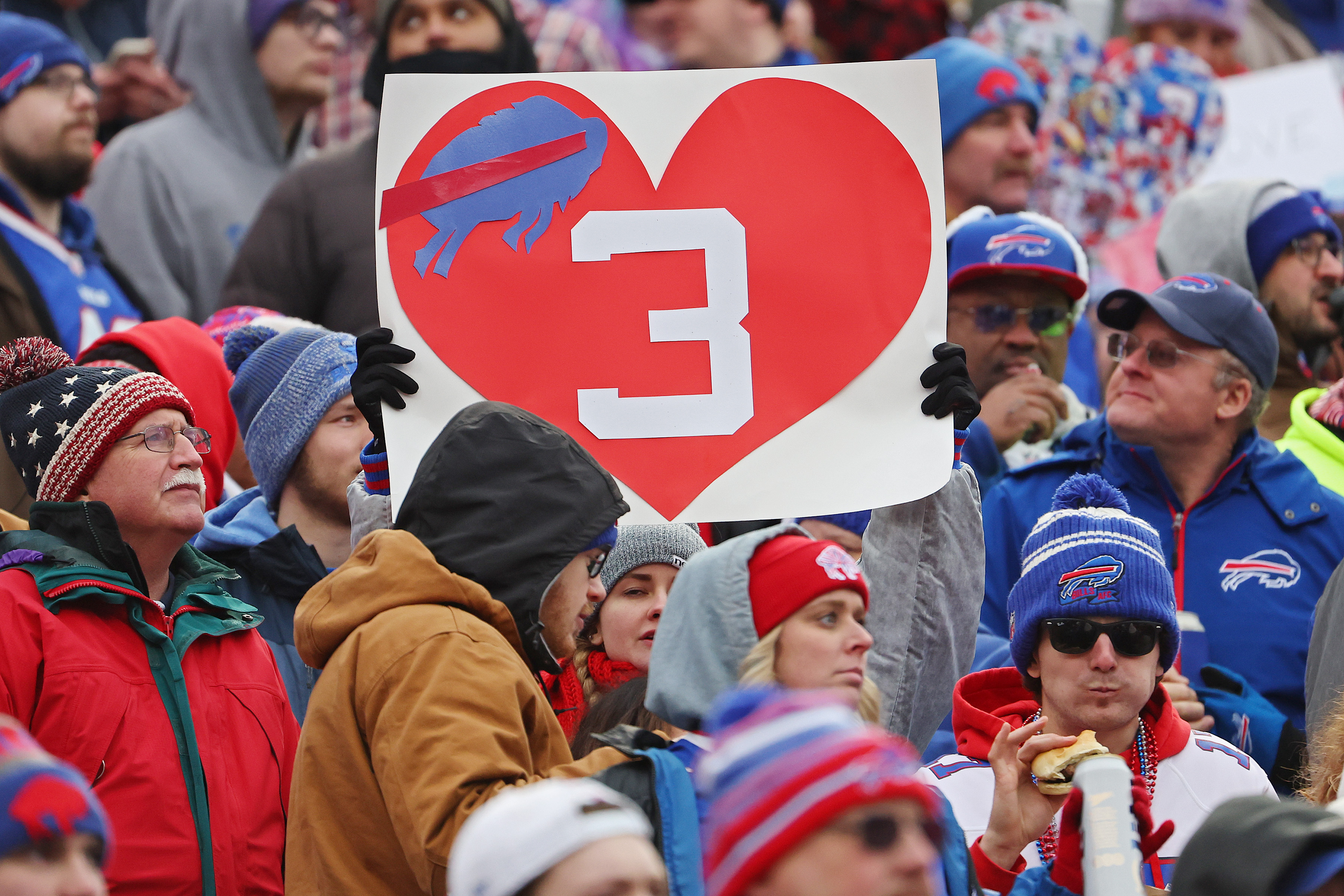 Inside the Bills' emotional day with Damar Hamlin, 430 miles away, on their  minds