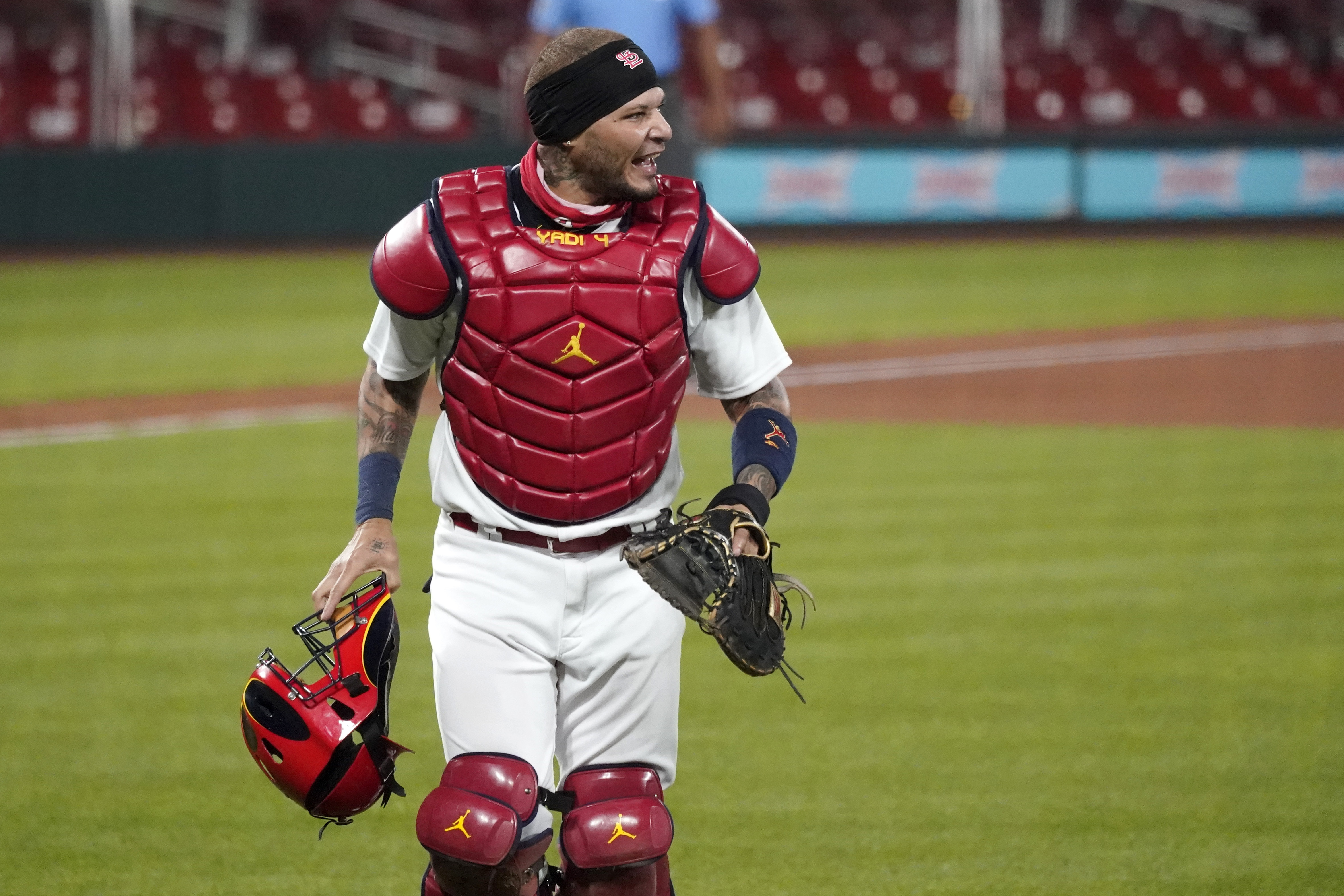 All-star catcher Yadier Molina top St. Louis Cardinals' player saying he  tested positive for coronavirus