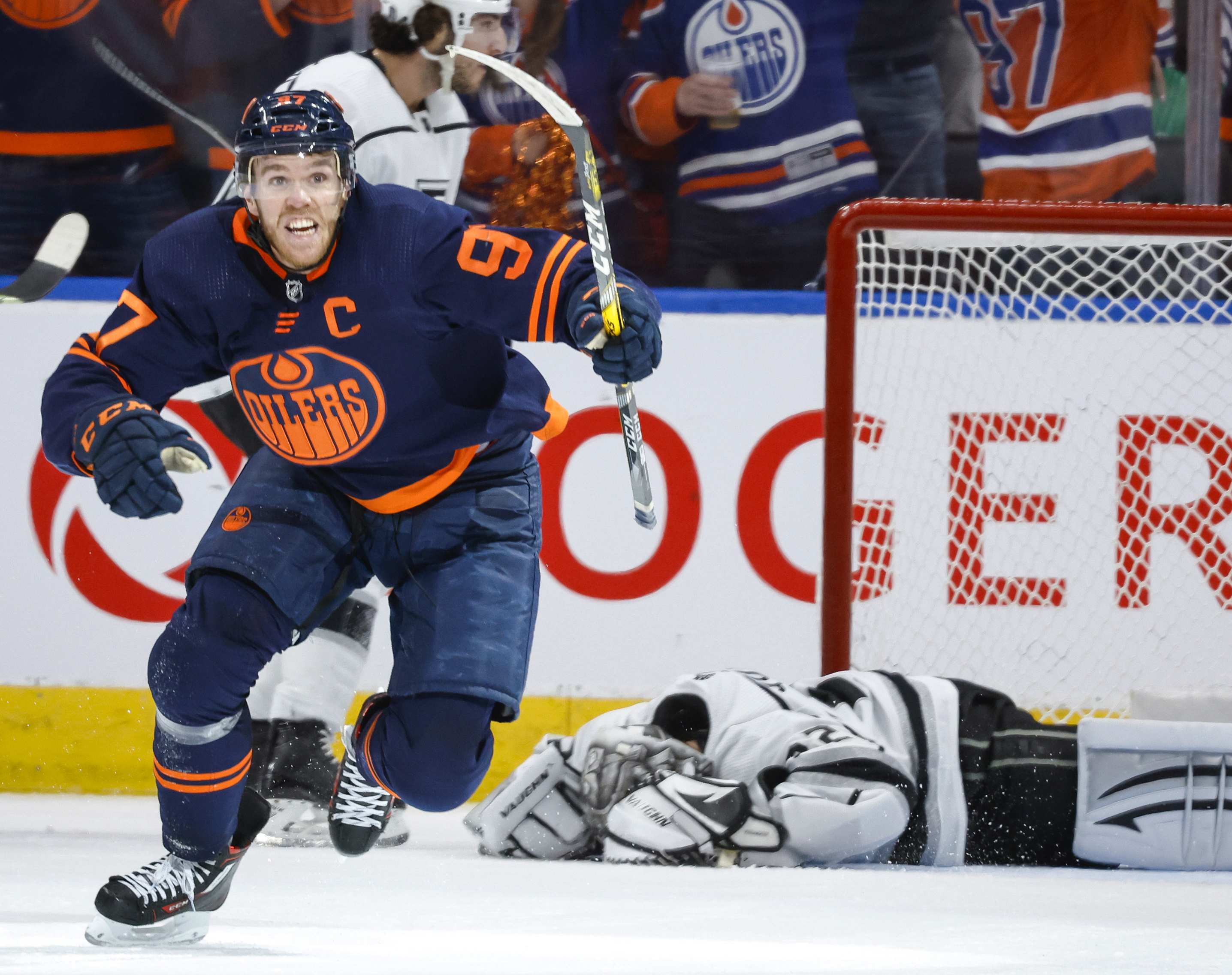 Rangers' Artemi Panarin scores goal with sick move