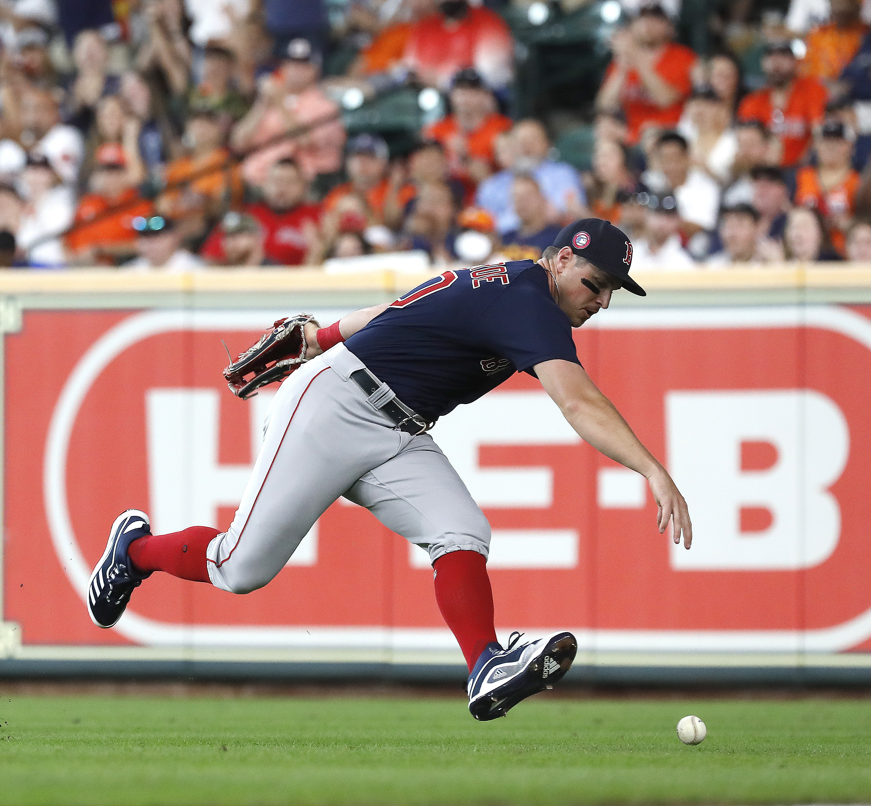 Right fielder Hunter Renfroe chases Kyle Tucker's single during the second inning of Monday's loss.