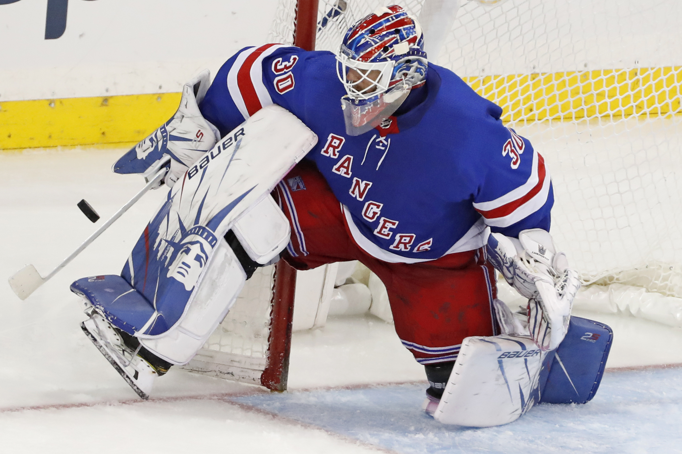 Should Capitals Consider Keeping Lundqvist For One More Year?