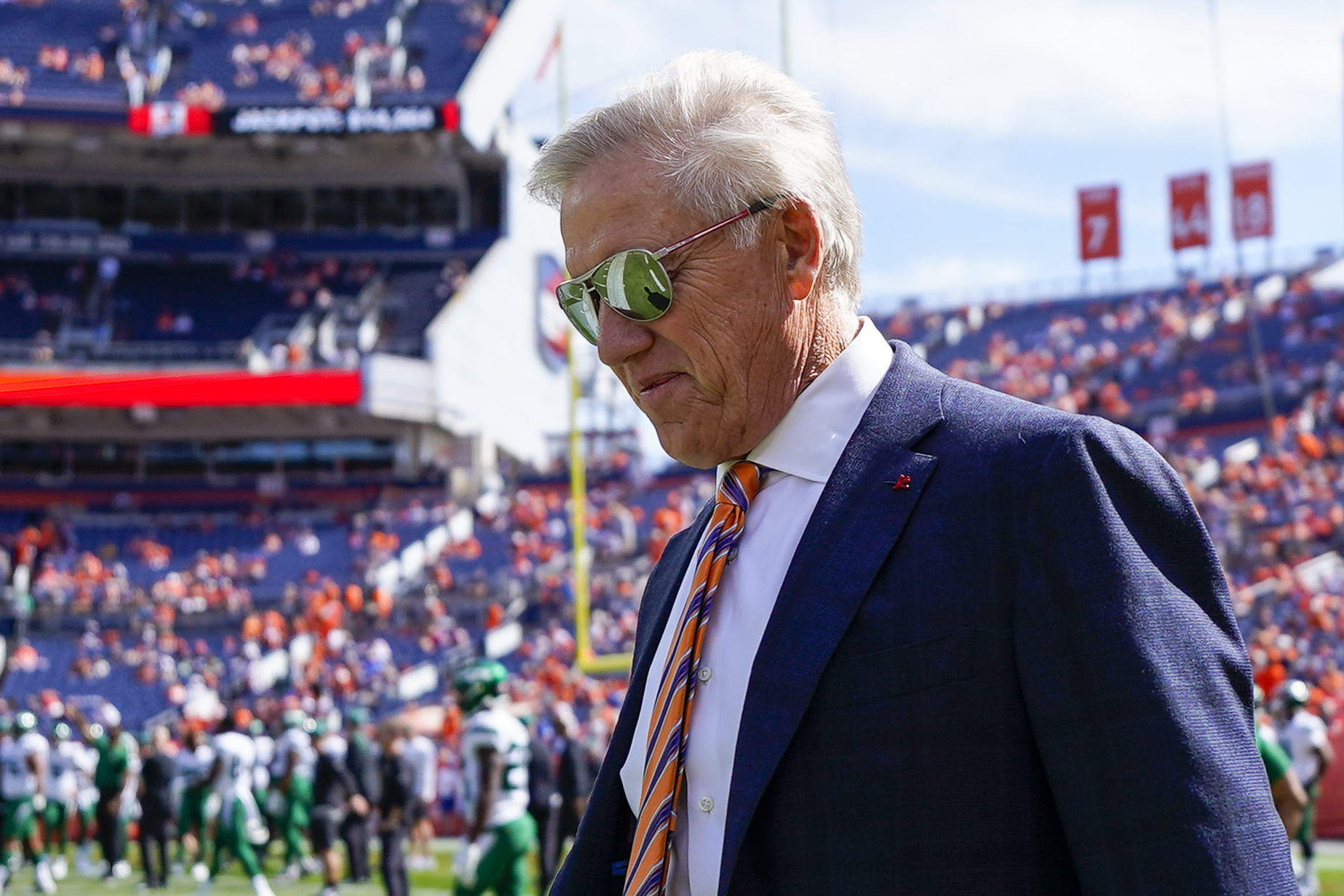 Broncos' Elway 'could not be silent any longer' after Flores