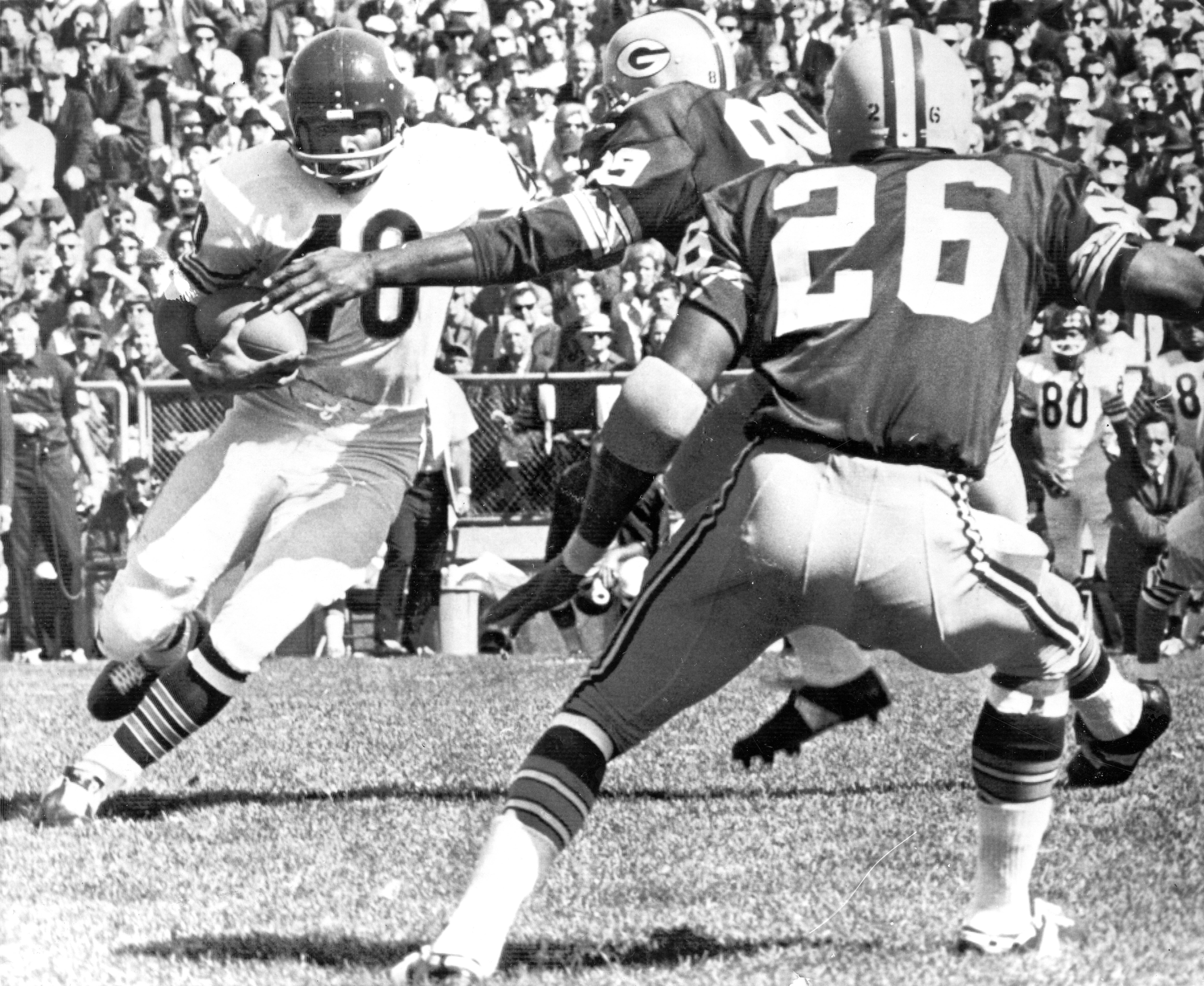 Gale Sayers, Bears Hall of Fame running back, dies at 77 - The Boston Globe